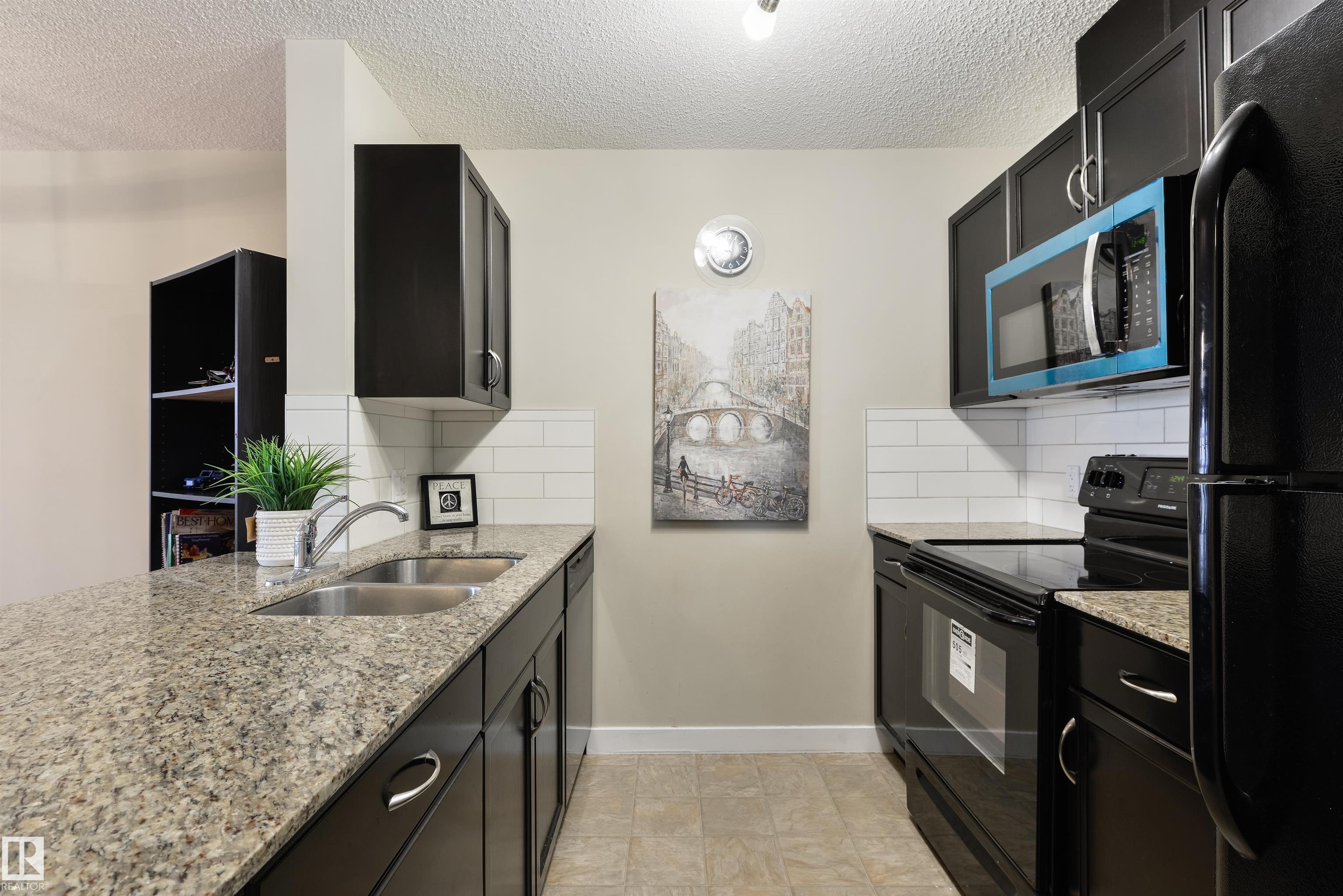 Photo 8 at 210 - 12650 142 Avenue NW, Baranow, Edmonton