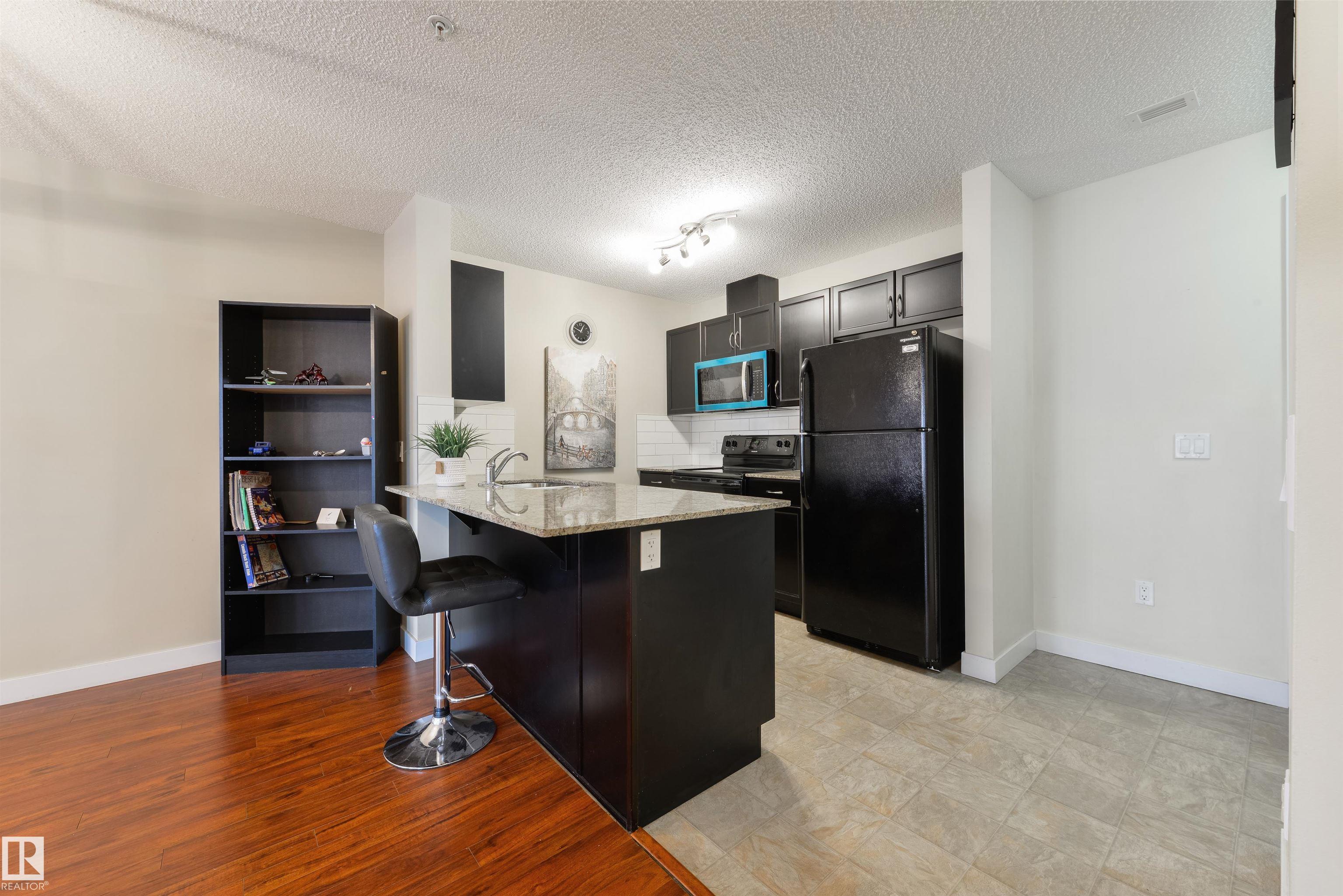 Photo 9 at 210 - 12650 142 Avenue NW, Baranow, Edmonton