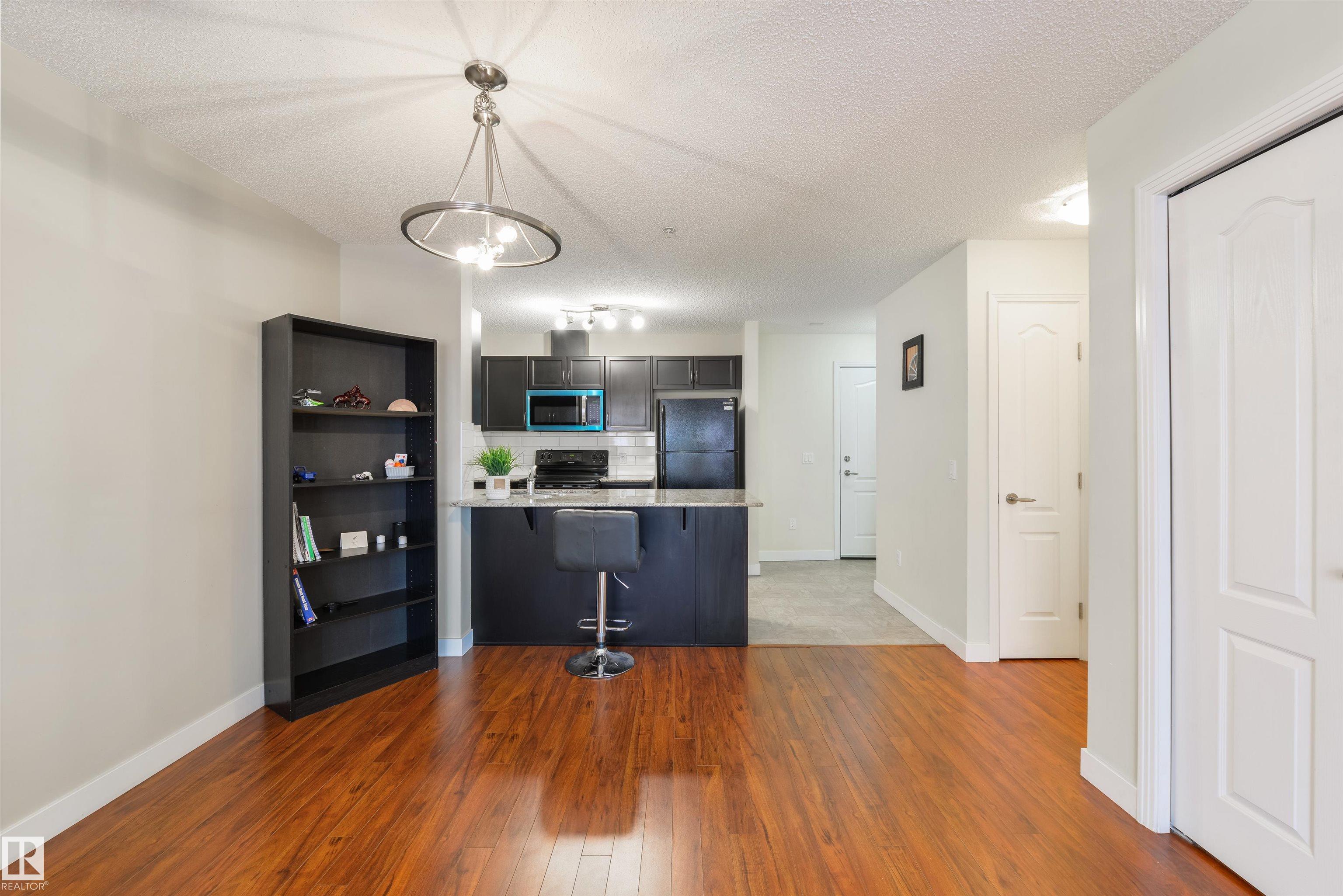 Photo 10 at 210 - 12650 142 Avenue NW, Baranow, Edmonton