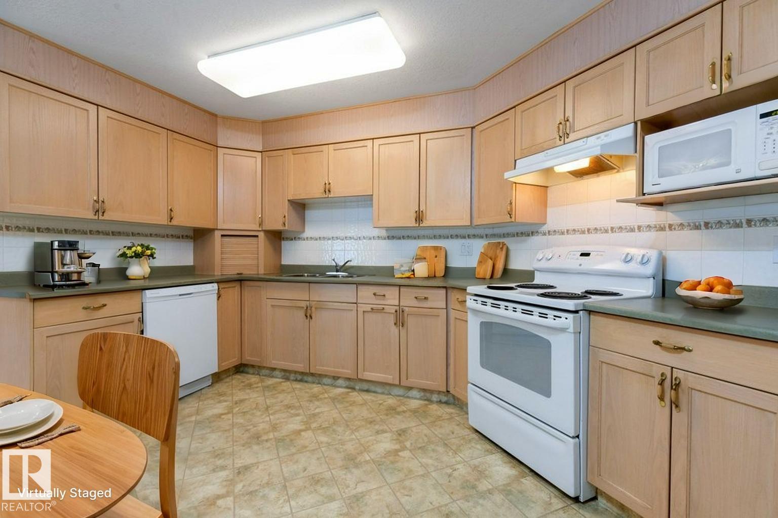 Photo 6 at 206 - 8215 84 Avenue NW, Idylwylde, Edmonton