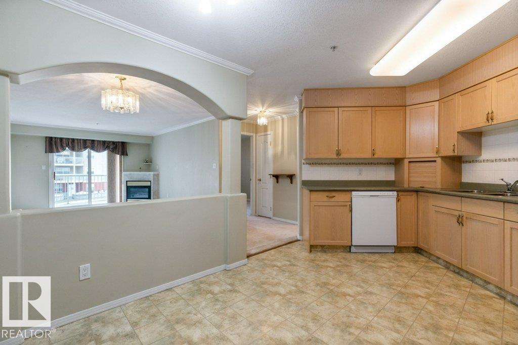 Photo 9 at 206 - 8215 84 Avenue NW, Idylwylde, Edmonton