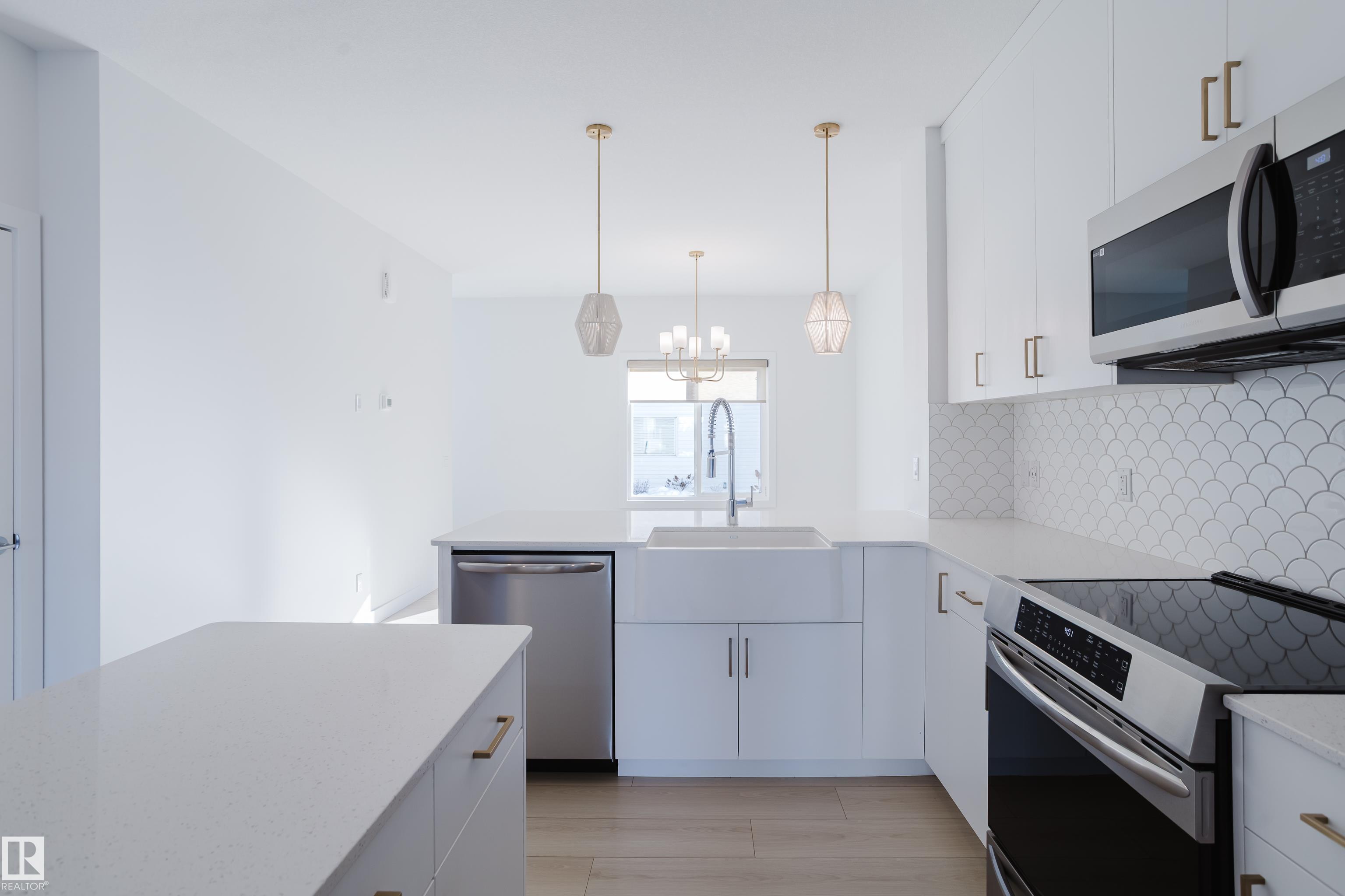 Photo 12 at 316 Jensen Lakes Boulevard, Jensen Lakes, St. Albert