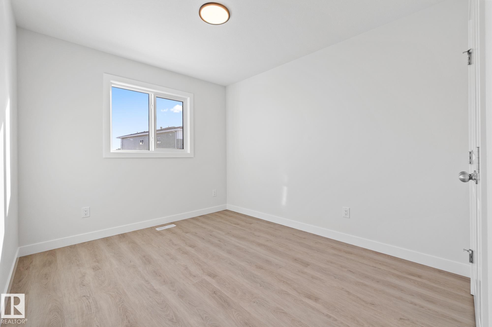 Photo 27 at 144 Honeysuckle green, Woodbend, Leduc