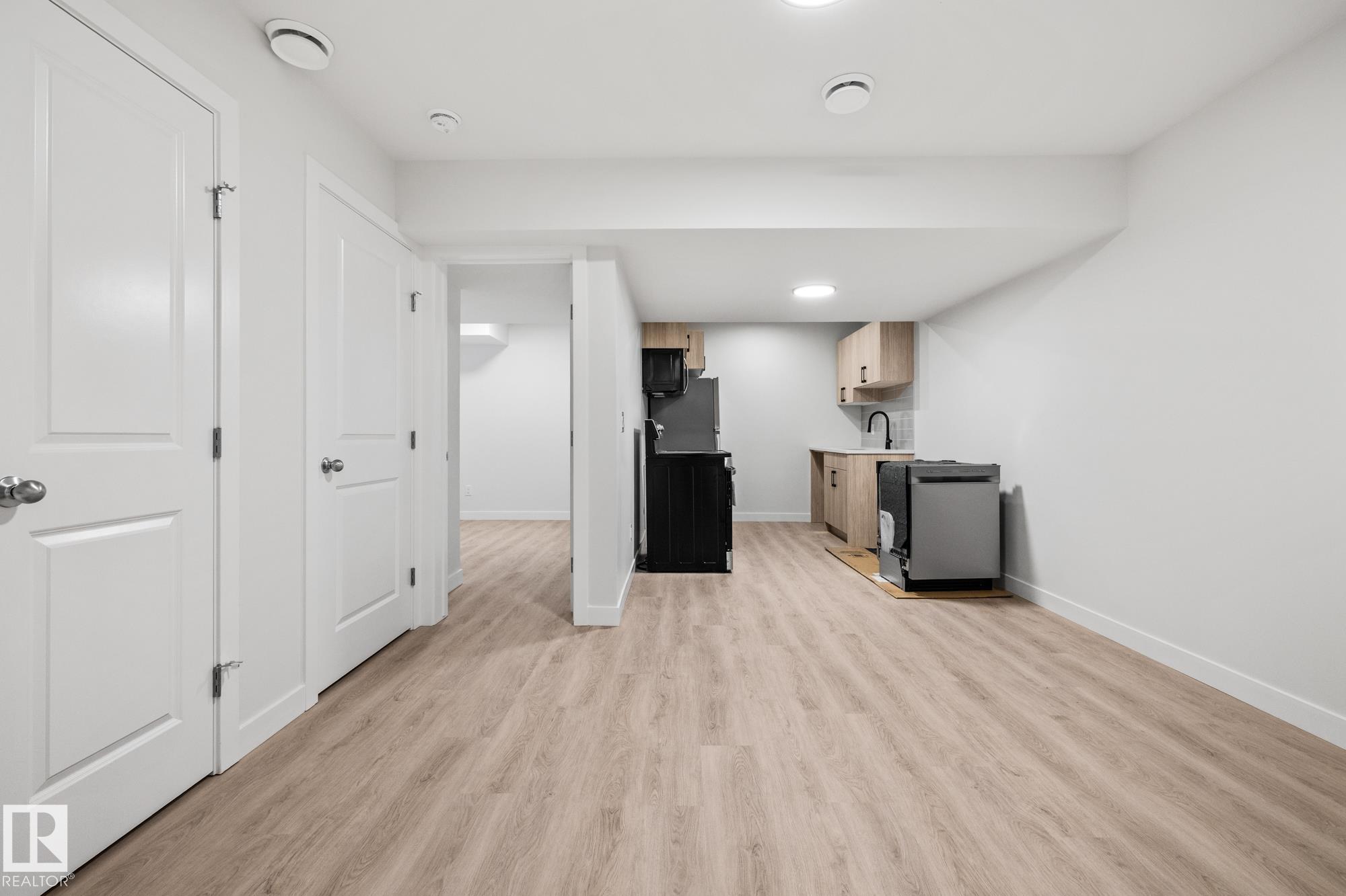 Photo 30 at 144 Honeysuckle green, Woodbend, Leduc