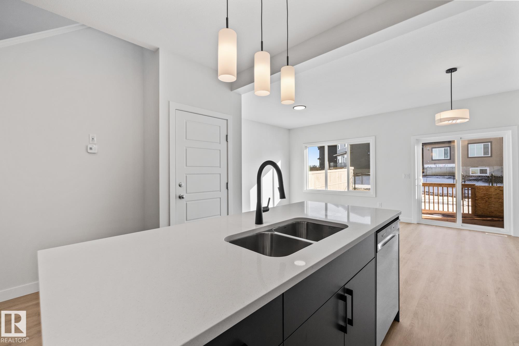 Photo 6 at 144 Honeysuckle green, Woodbend, Leduc