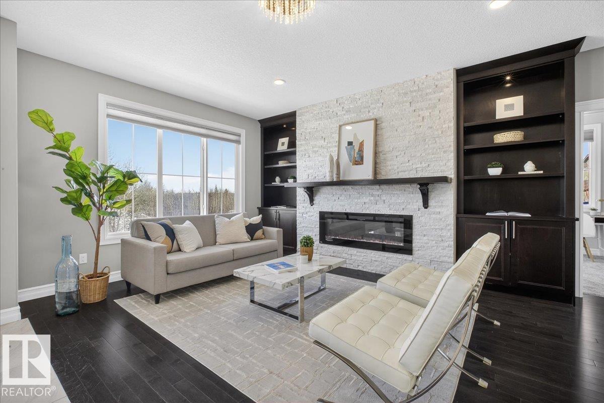 Photo 11 at 1380 Graydon Hill Way SW, Graydon Hill, Edmonton