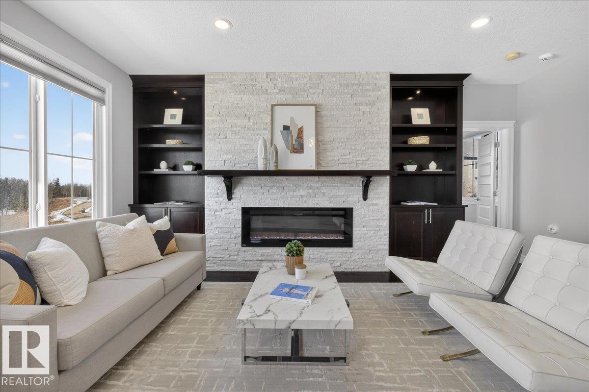 Photo 12 at 1380 Graydon Hill Way SW, Graydon Hill, Edmonton