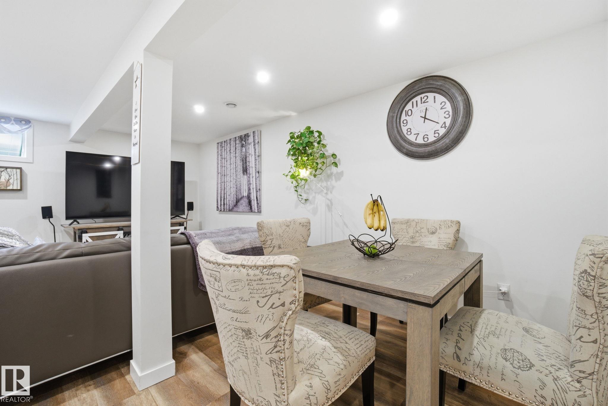 Photo 37 at 5110 57ave, Willow Park, Leduc