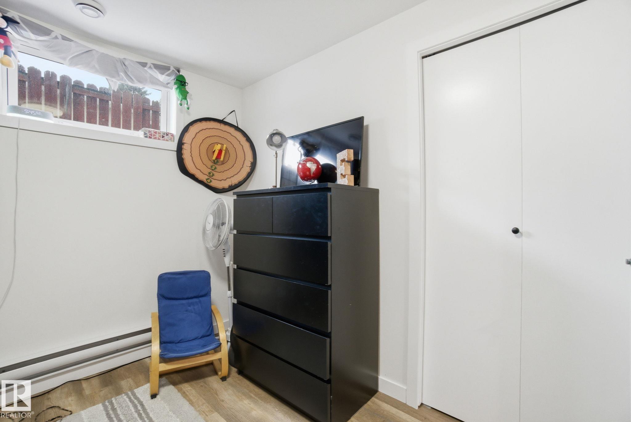 Photo 48 at 5110 57ave, Willow Park, Leduc