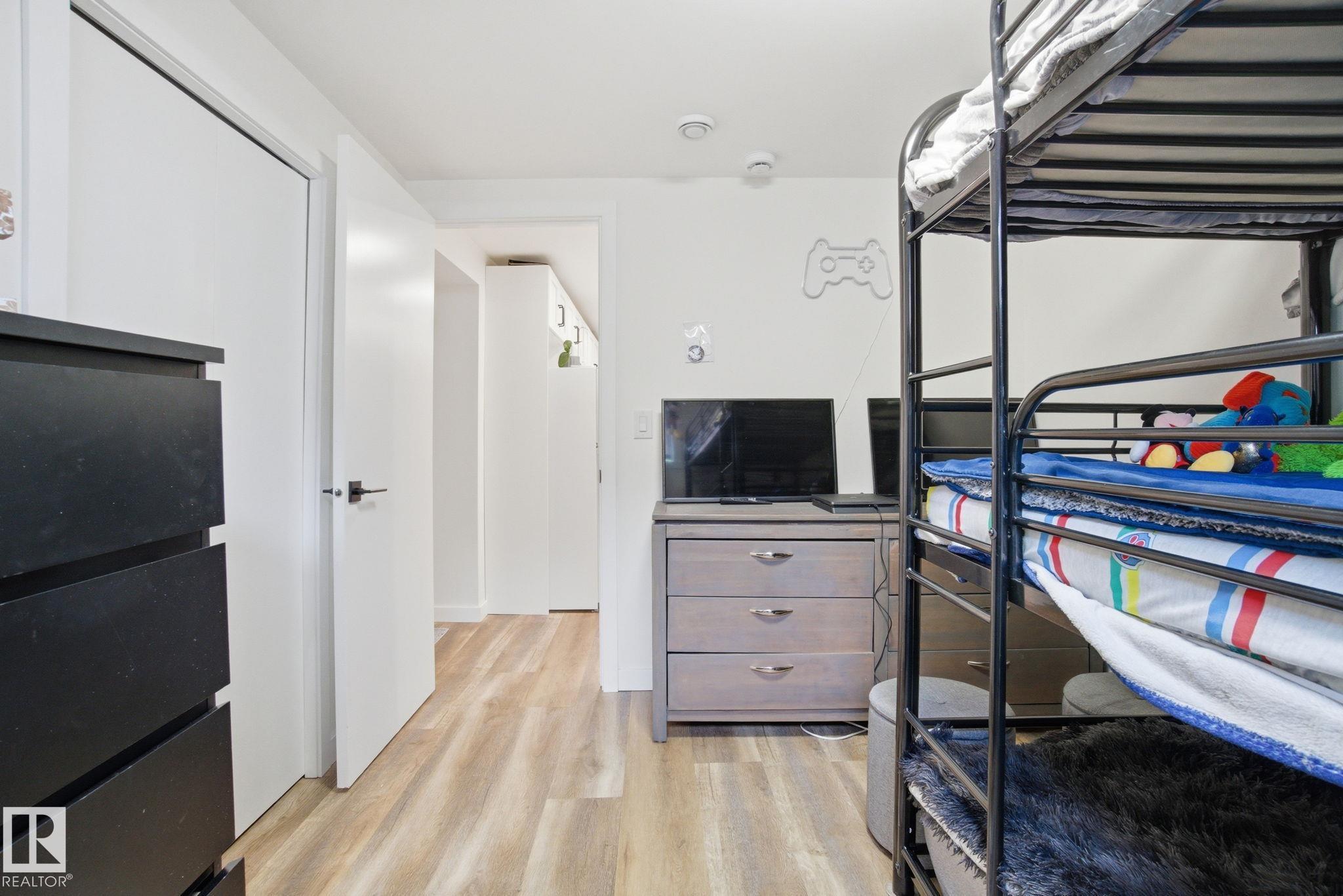 Photo 49 at 5110 57ave, Willow Park, Leduc