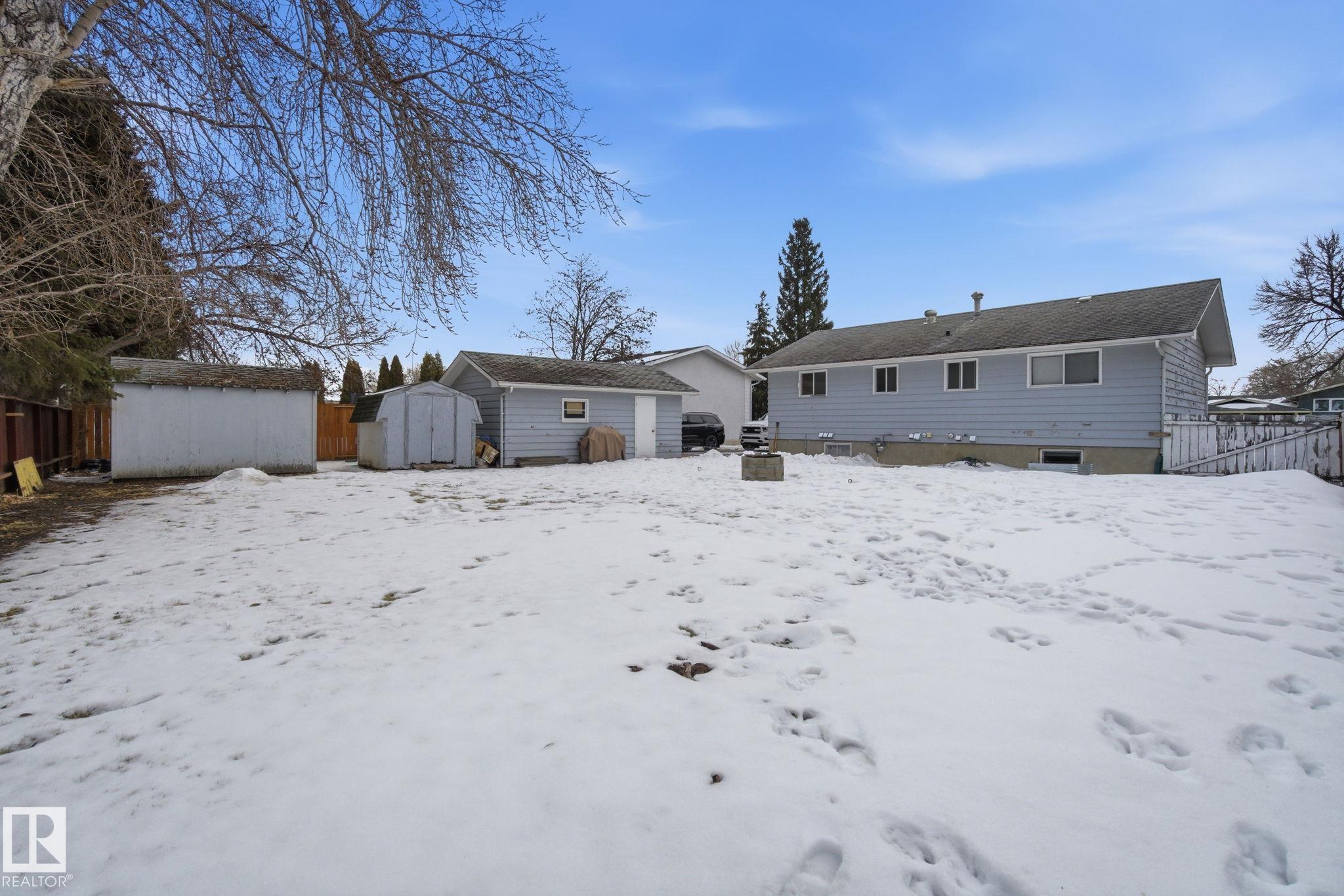 Photo 55 at 5110 57ave, Willow Park, Leduc