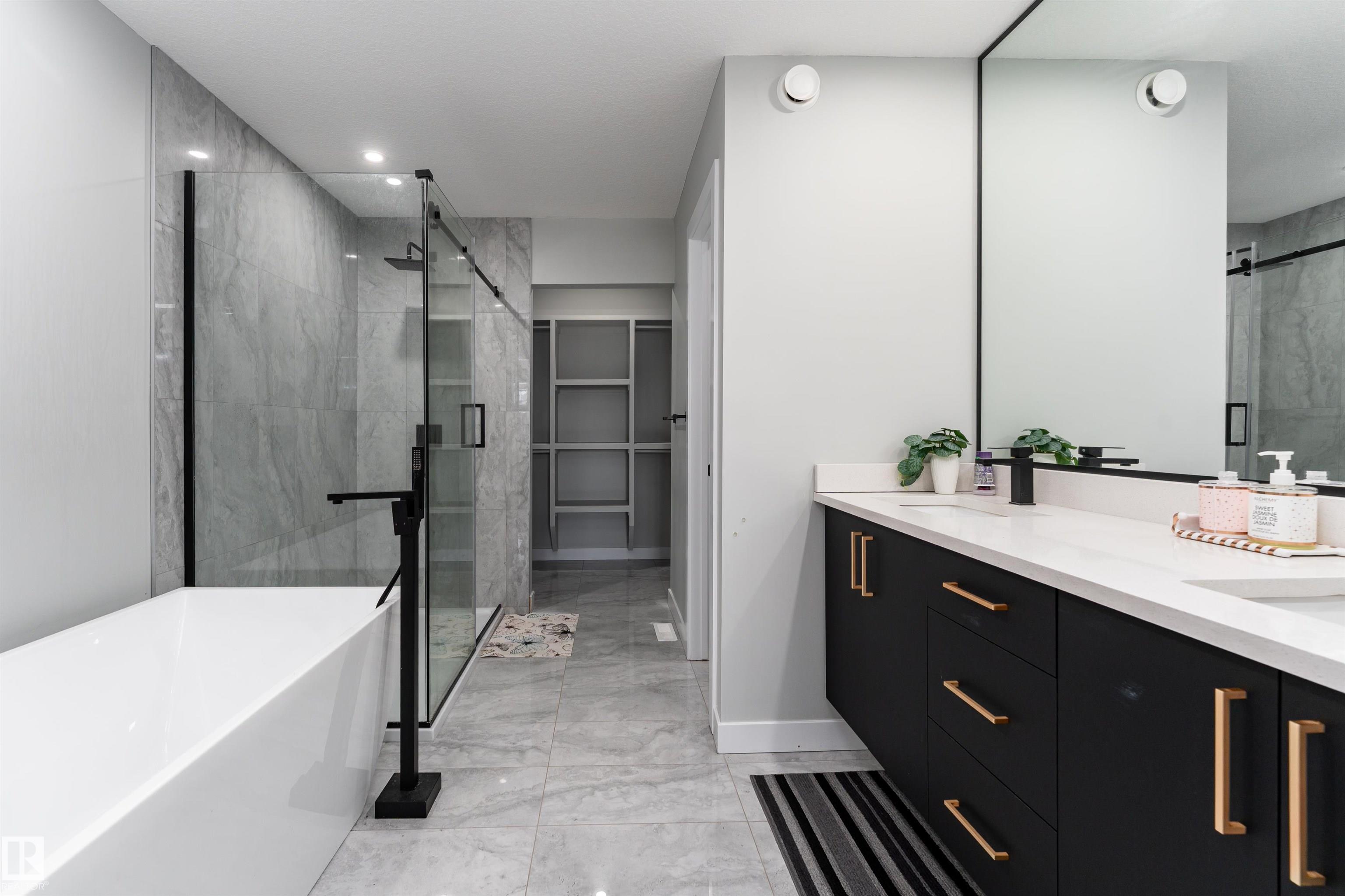 Photo 33 at 5211 Kimball Crescent SW, Keswick, Edmonton