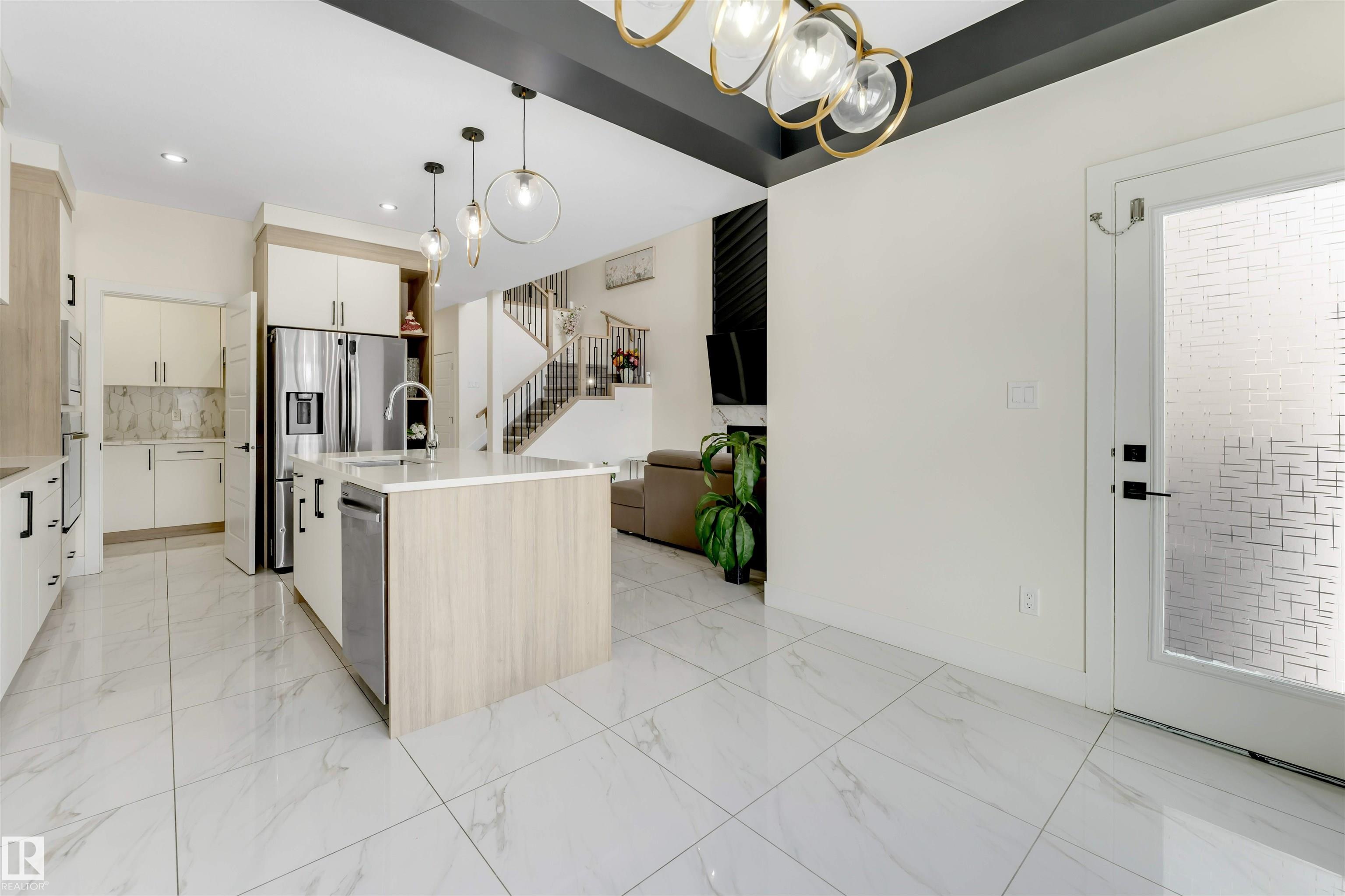 Photo 27 at 4207 38a Street, Triomphe Estates, Beaumont