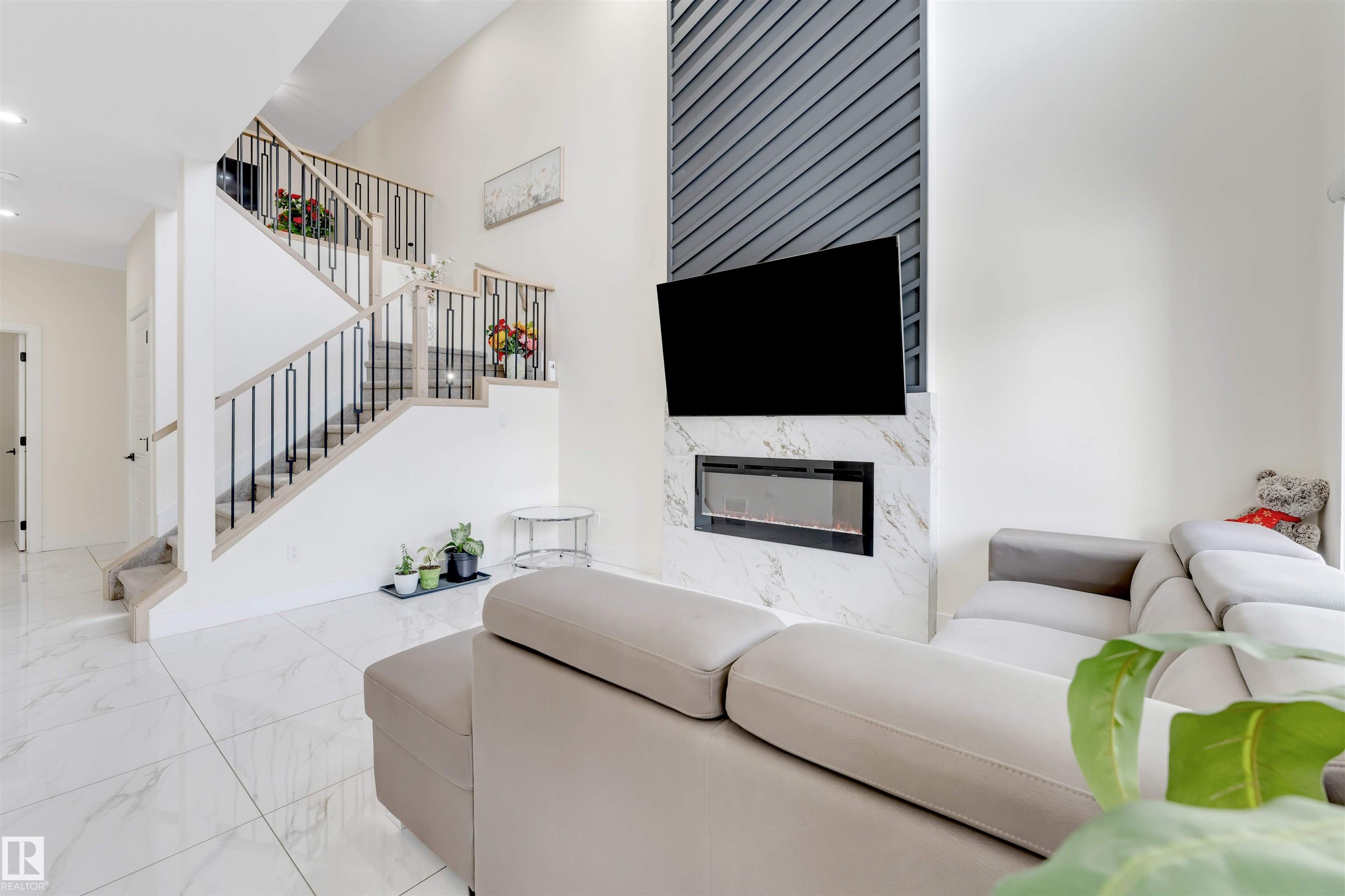 Photo 30 at 4207 38a Street, Triomphe Estates, Beaumont