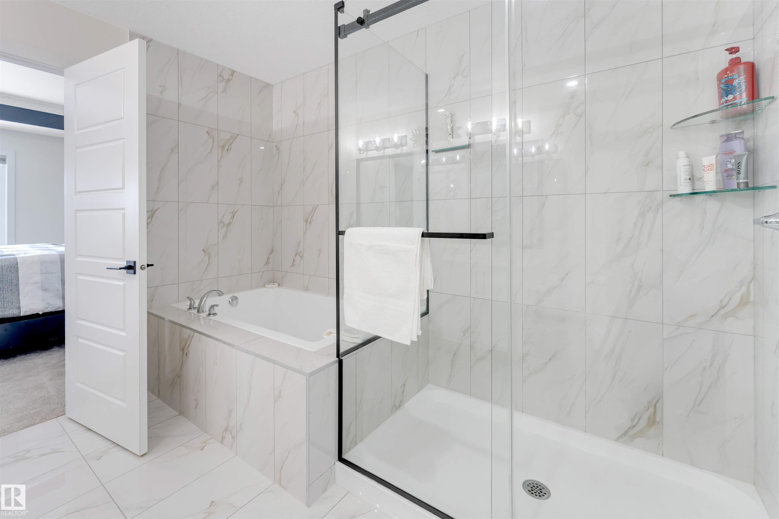 Photo 39 at 4207 38a Street, Triomphe Estates, Beaumont