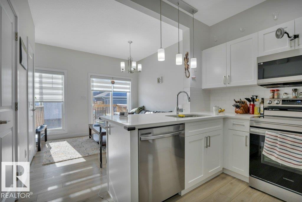 Picture for #46 603 ORCHARDS BV SW