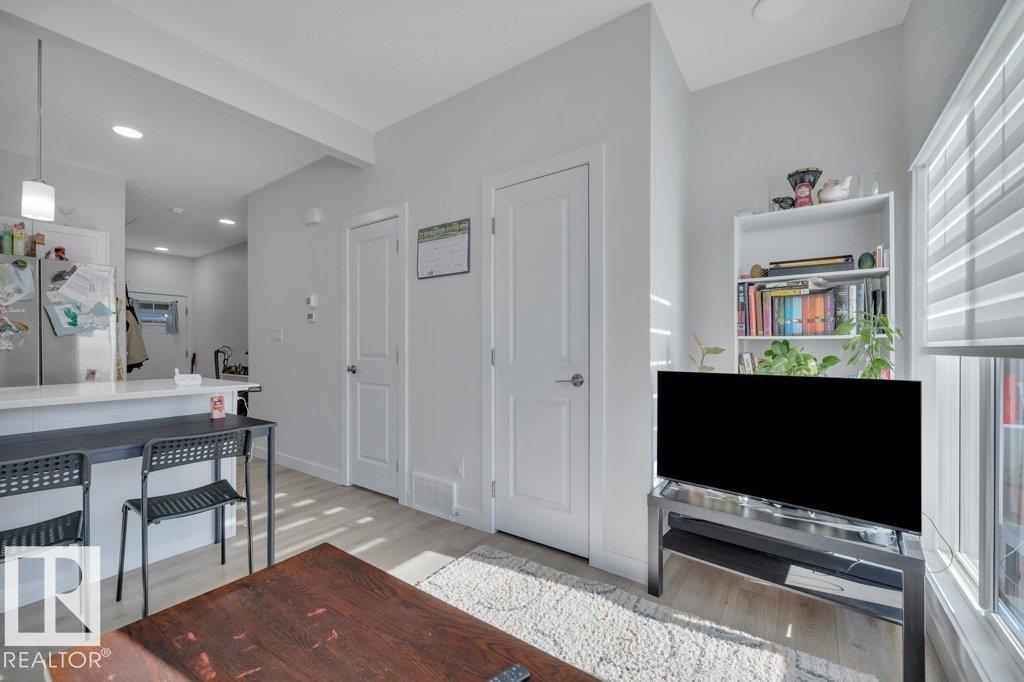 Picture for #46 603 ORCHARDS BV SW