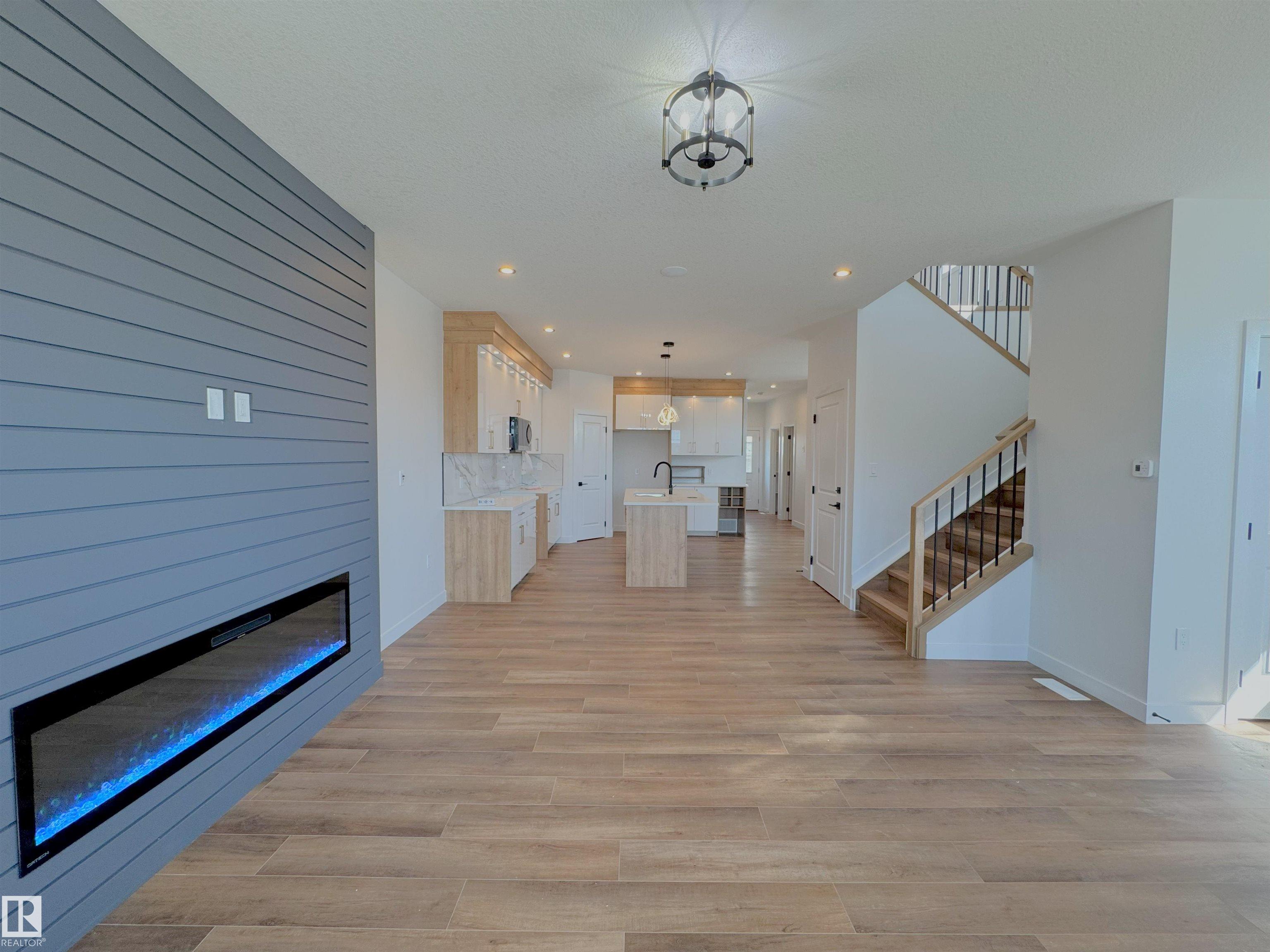 Photo 9 at 7 Tilia Place, Tonewood, Spruce Grove