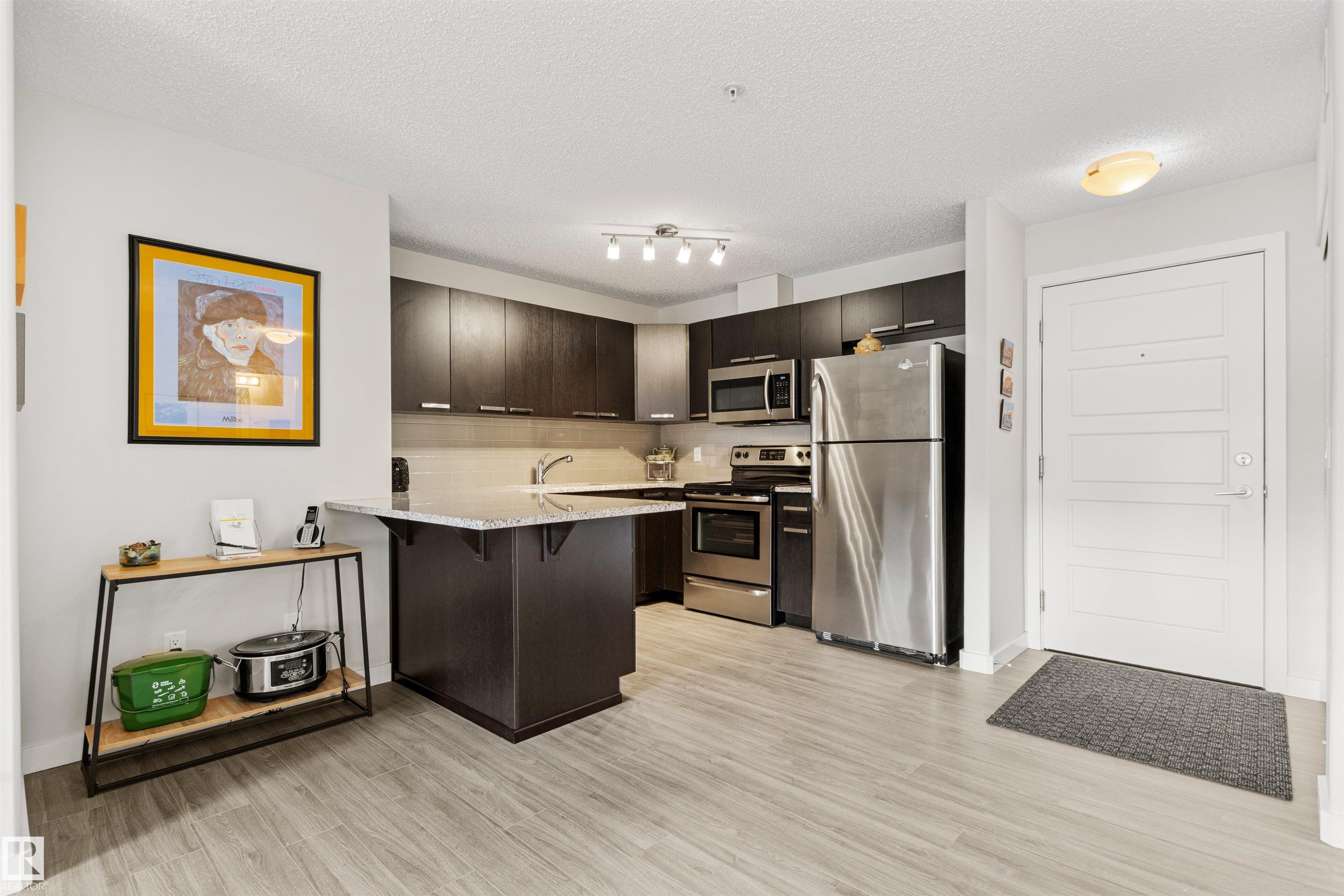 209 - 14808 125 Street NW, Baranow, Edmonton