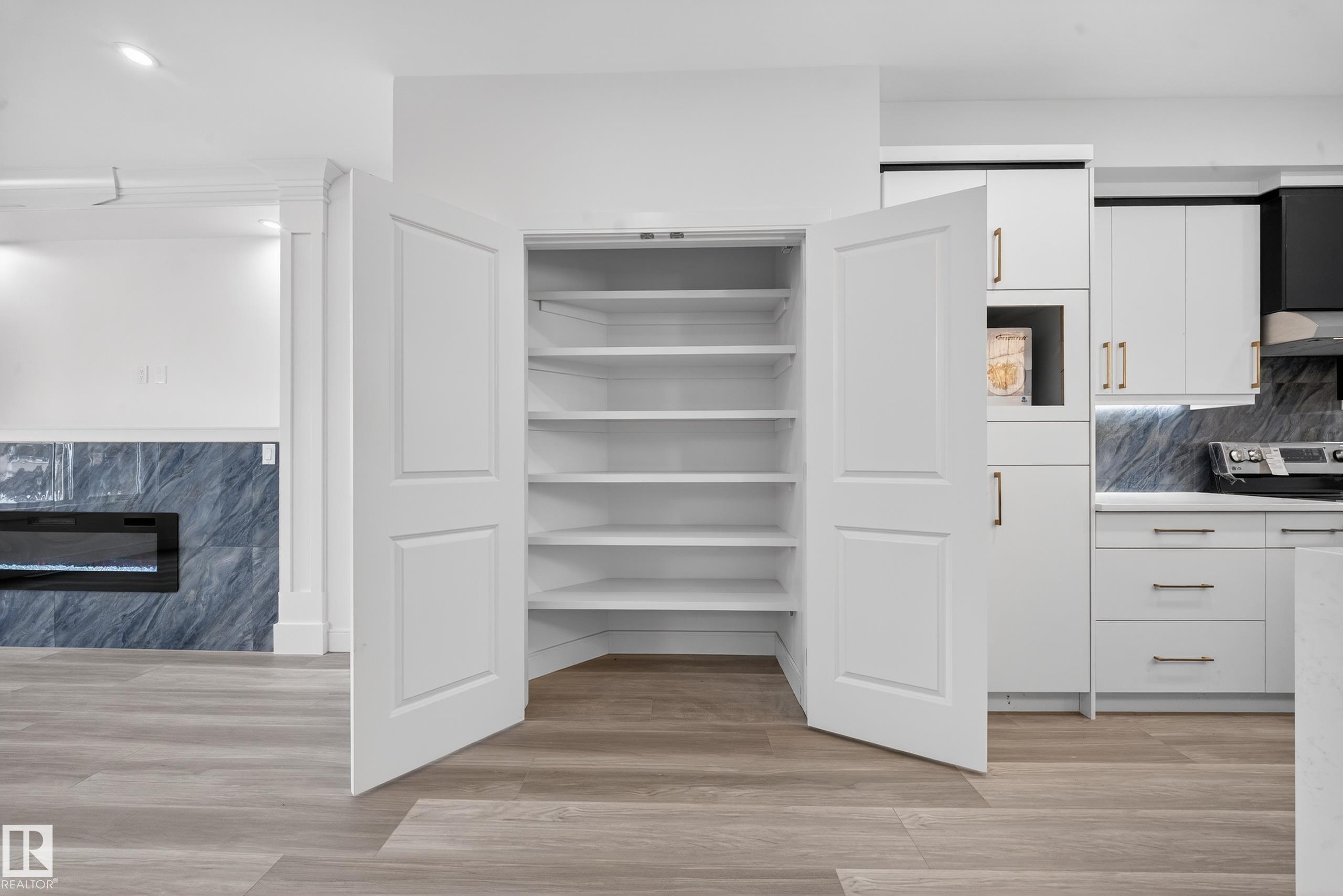 Photo 13 at 10938 157 Street NW, Mayfield, Edmonton