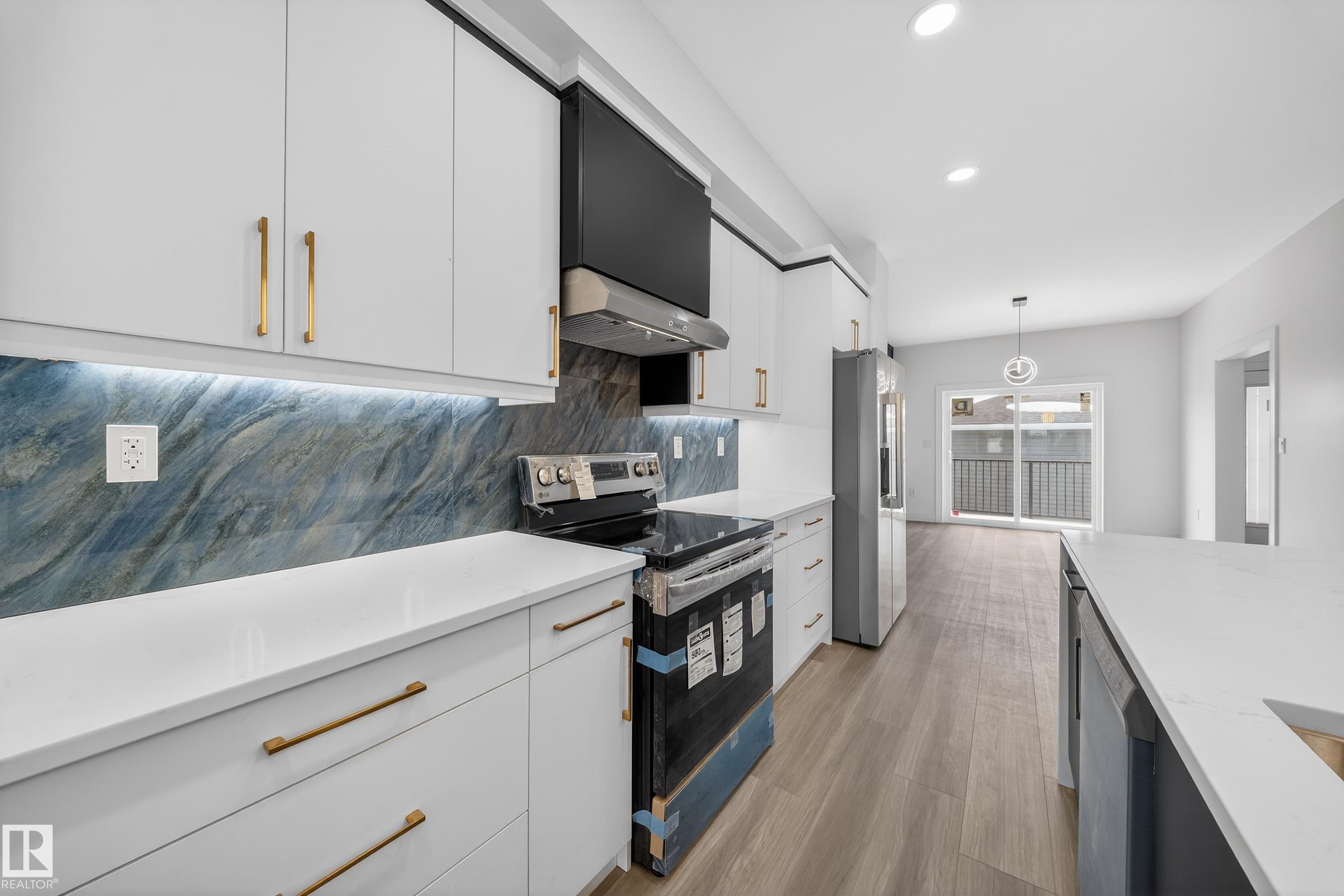 Photo 6 at 10938 157 Street NW, Mayfield, Edmonton