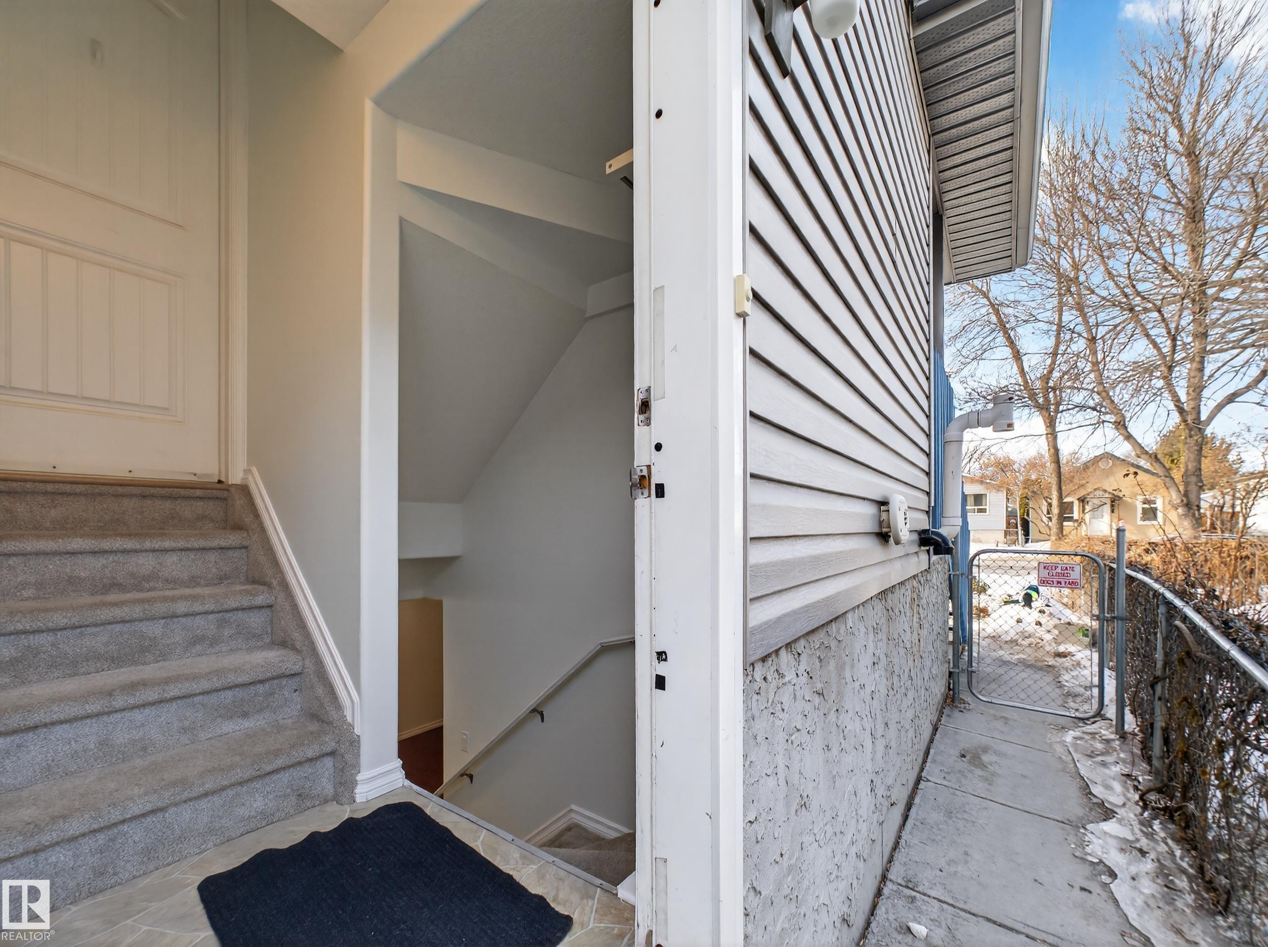 Photo 36 at 11933 77 Street NW, Eastwood, Edmonton