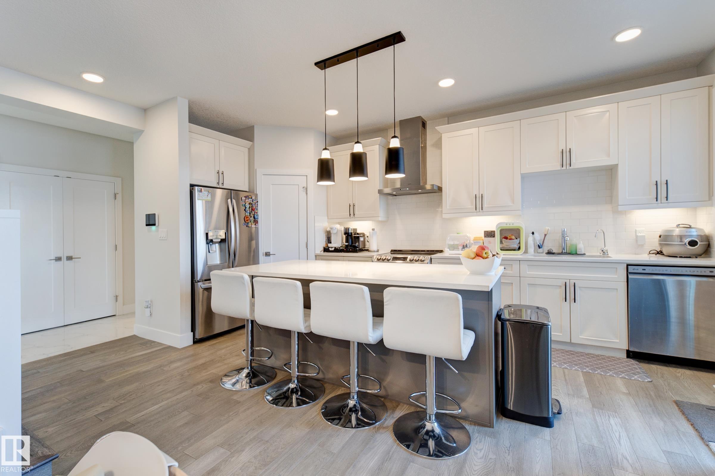 Picture for 22210 99A AV NW