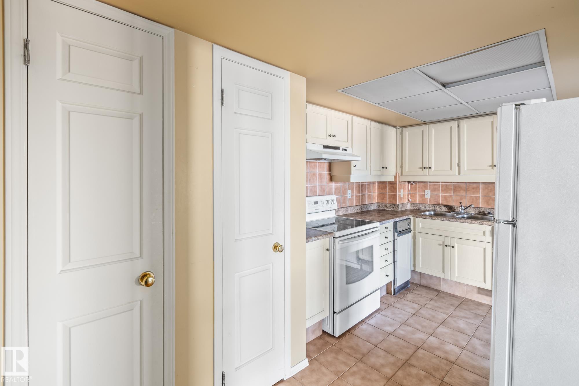 Photo 22 at 602 - 11503 100 Avenue NW, Wîhkwêntôwin, Edmonton