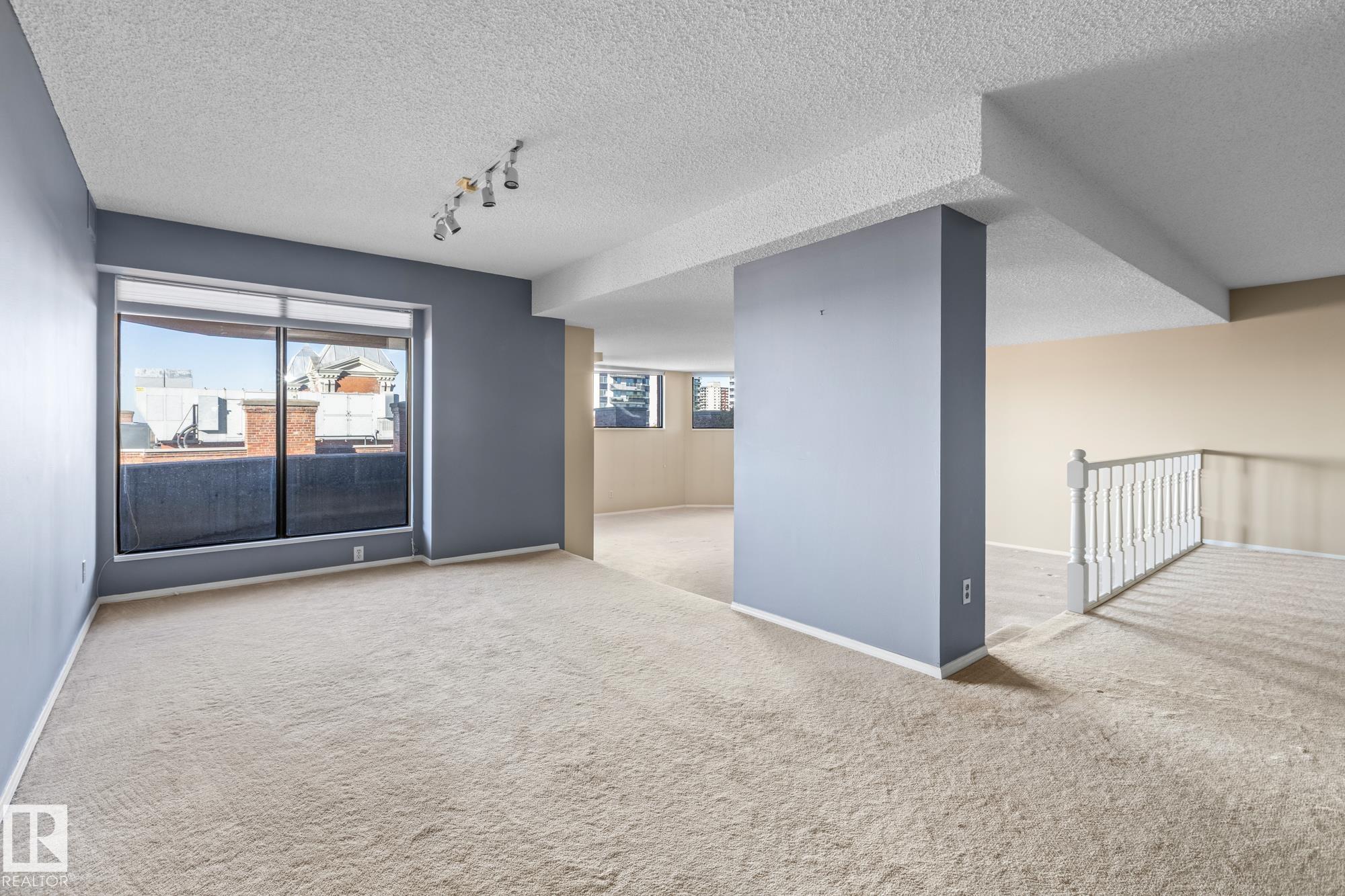 Photo 8 at 602 - 11503 100 Avenue NW, Wîhkwêntôwin, Edmonton