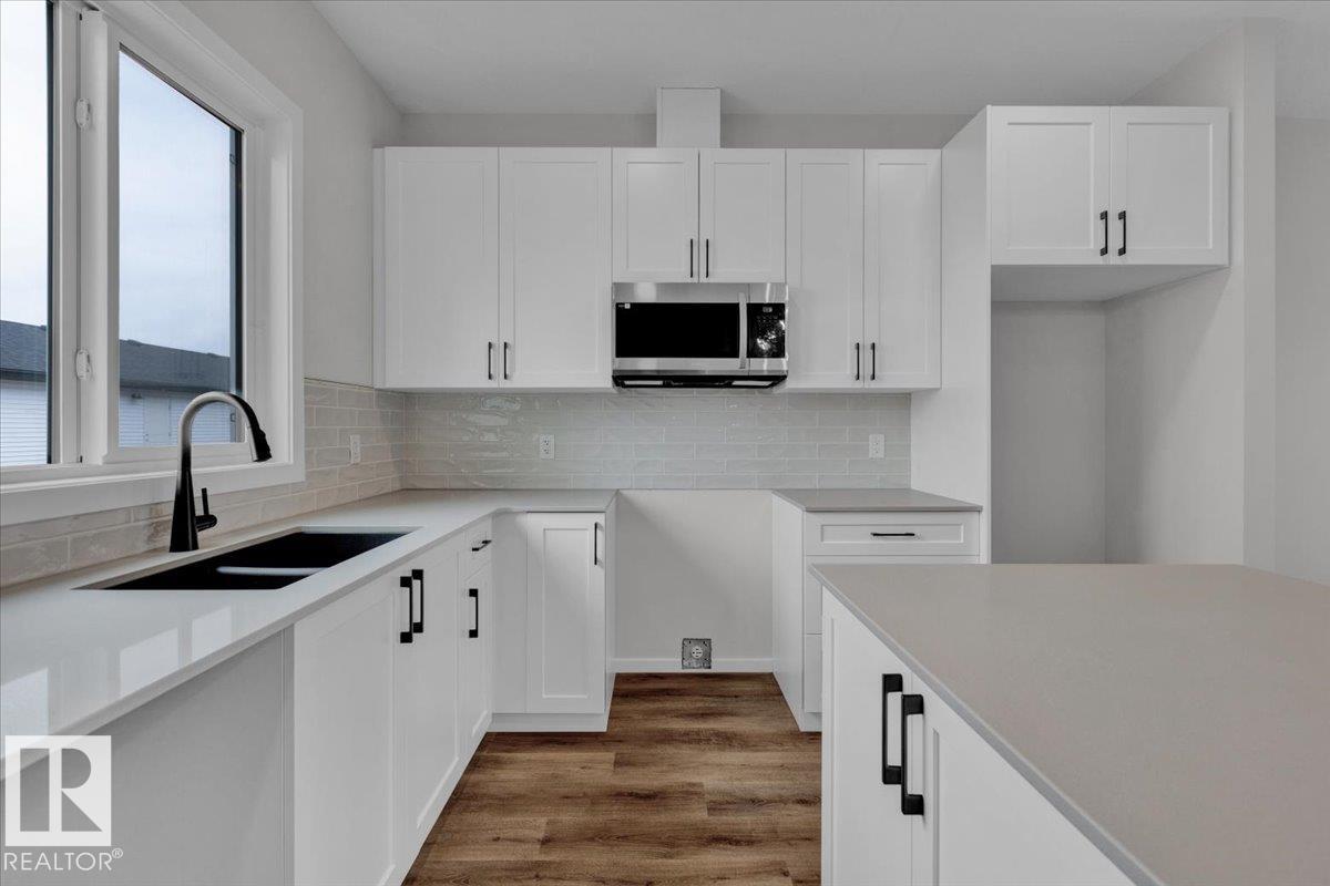 Photo 15 at 1098 Mcleod Avenue, Easton, Spruce Grove