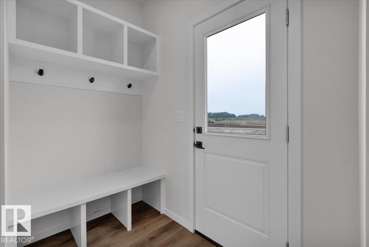 Photo 17 at 1098 Mcleod Avenue, Easton, Spruce Grove