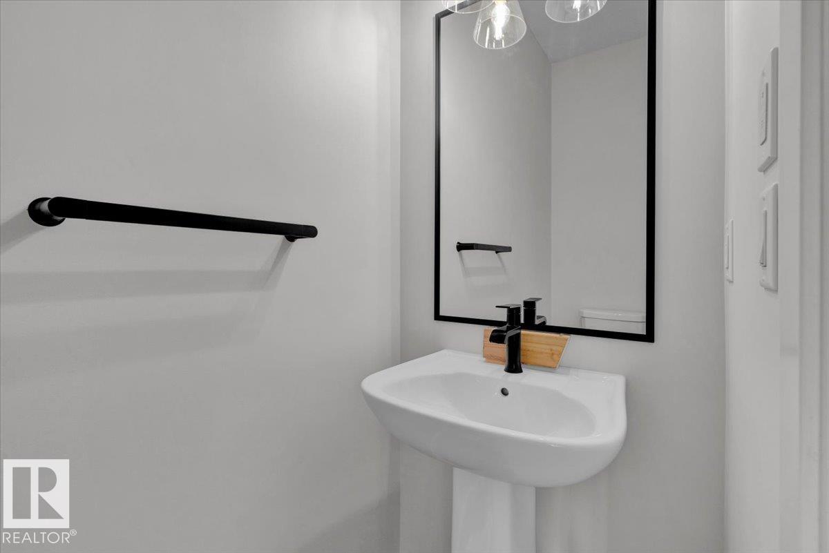 Photo 18 at 1098 Mcleod Avenue, Easton, Spruce Grove