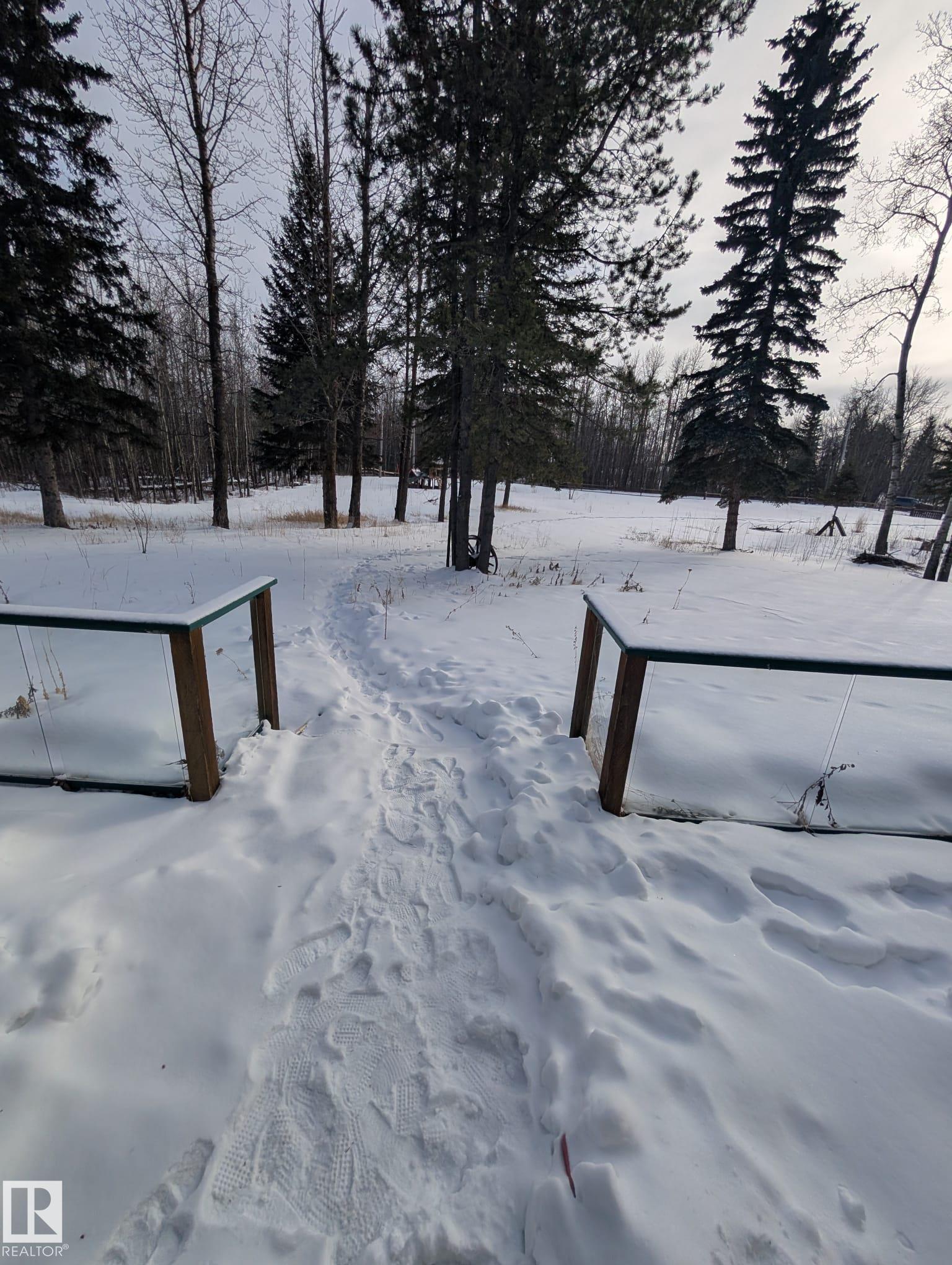 Photo 8 at 26 - 51559 Rge Road 225, Pine Grove Acres, Rural Strathcona County