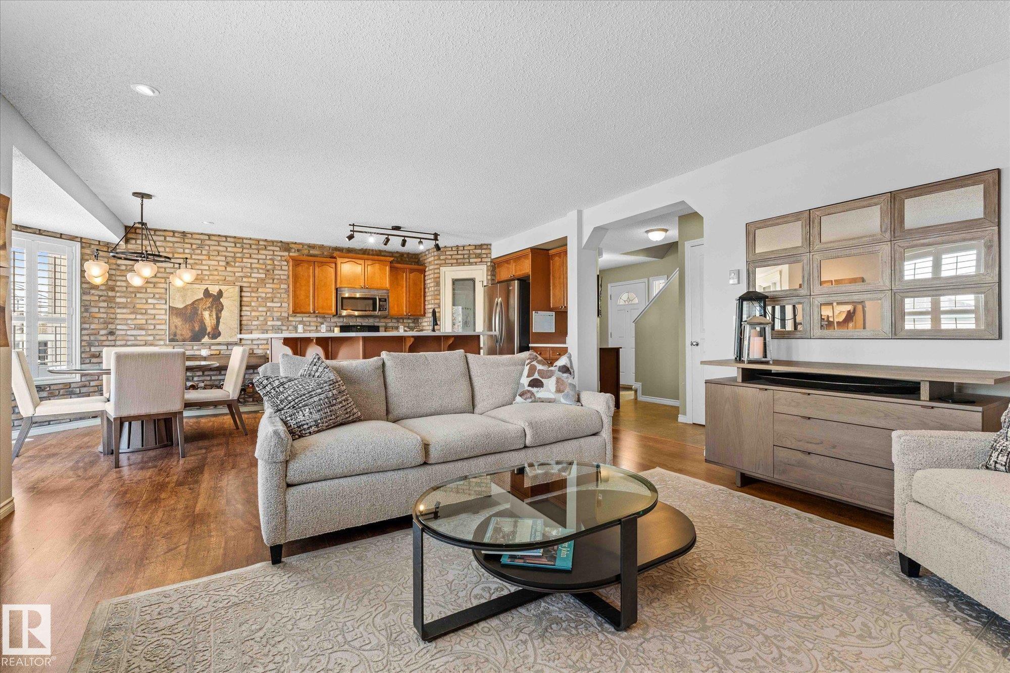 Photo 8 at 68 Greystone Crescent, Grove Meadows, Spruce Grove