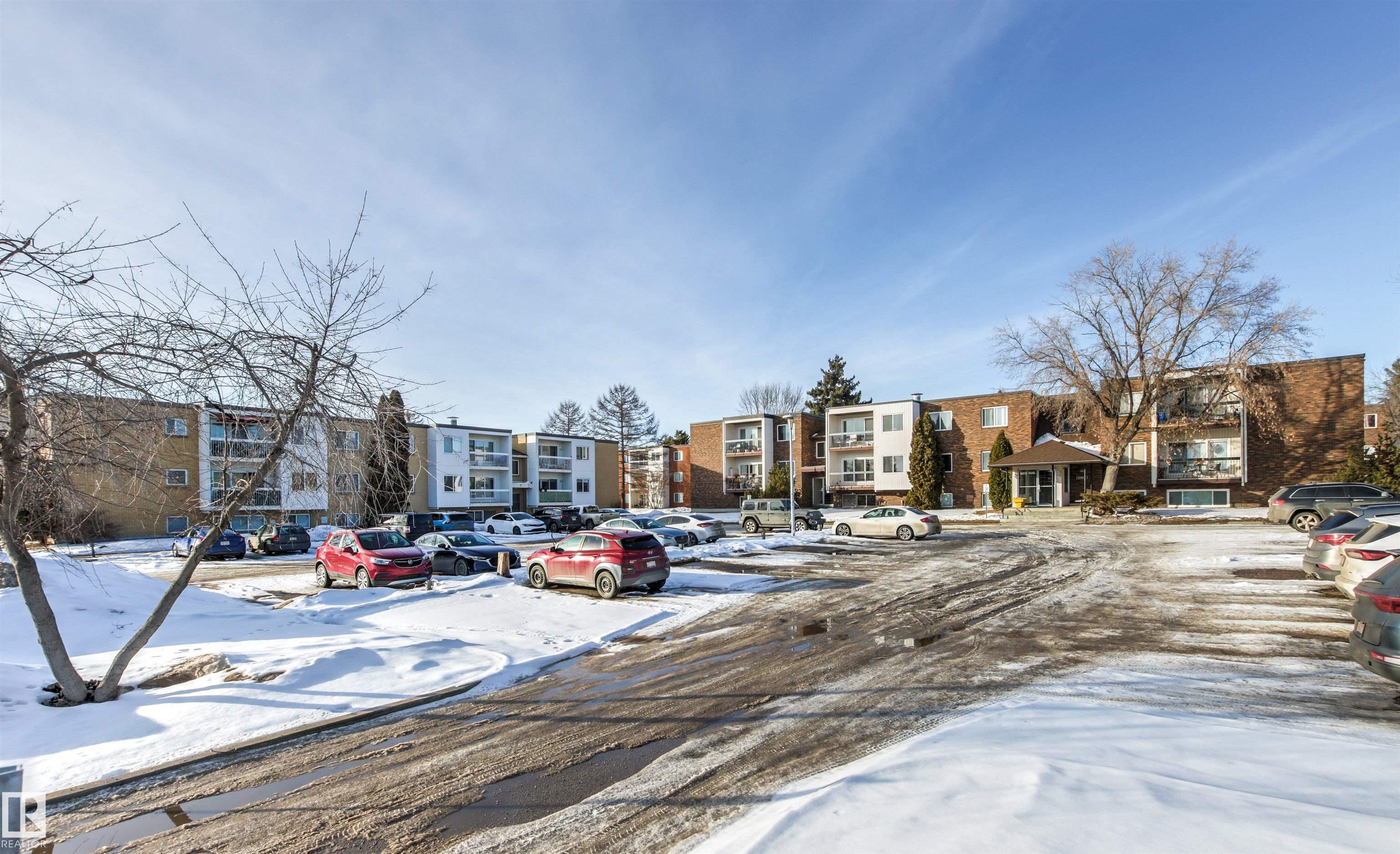 304 - 11420 40 Avenue NW, Royal Gardens, Edmonton