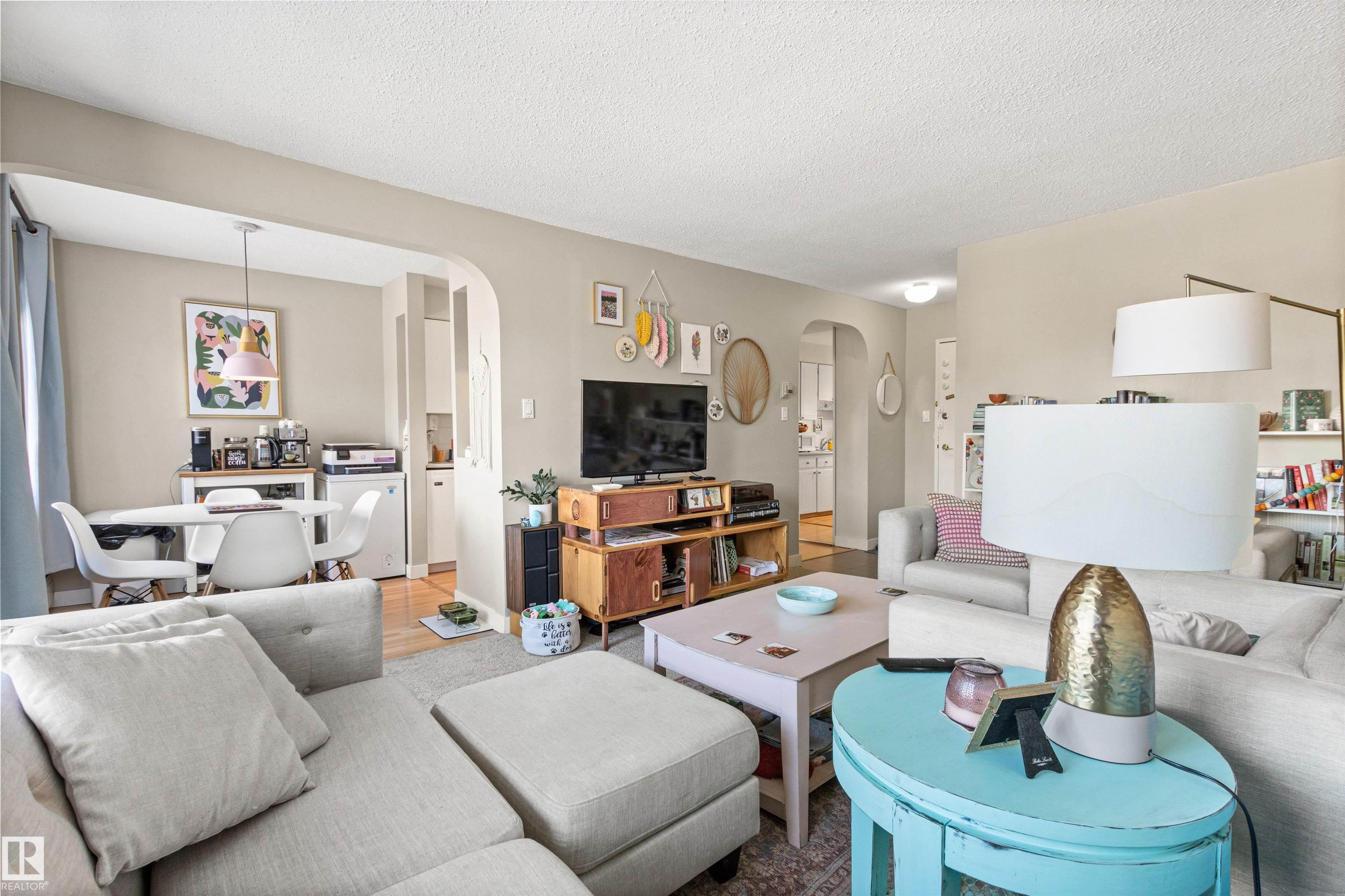 Photo 9 at 304 - 11420 40 Avenue NW, Royal Gardens, Edmonton