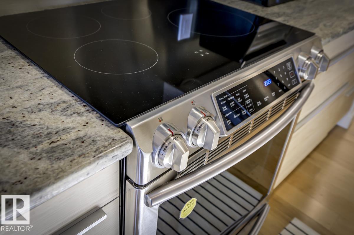 Photo 11 at 804 - 9909 110 Street NW, Wîhkwêntôwin, Edmonton