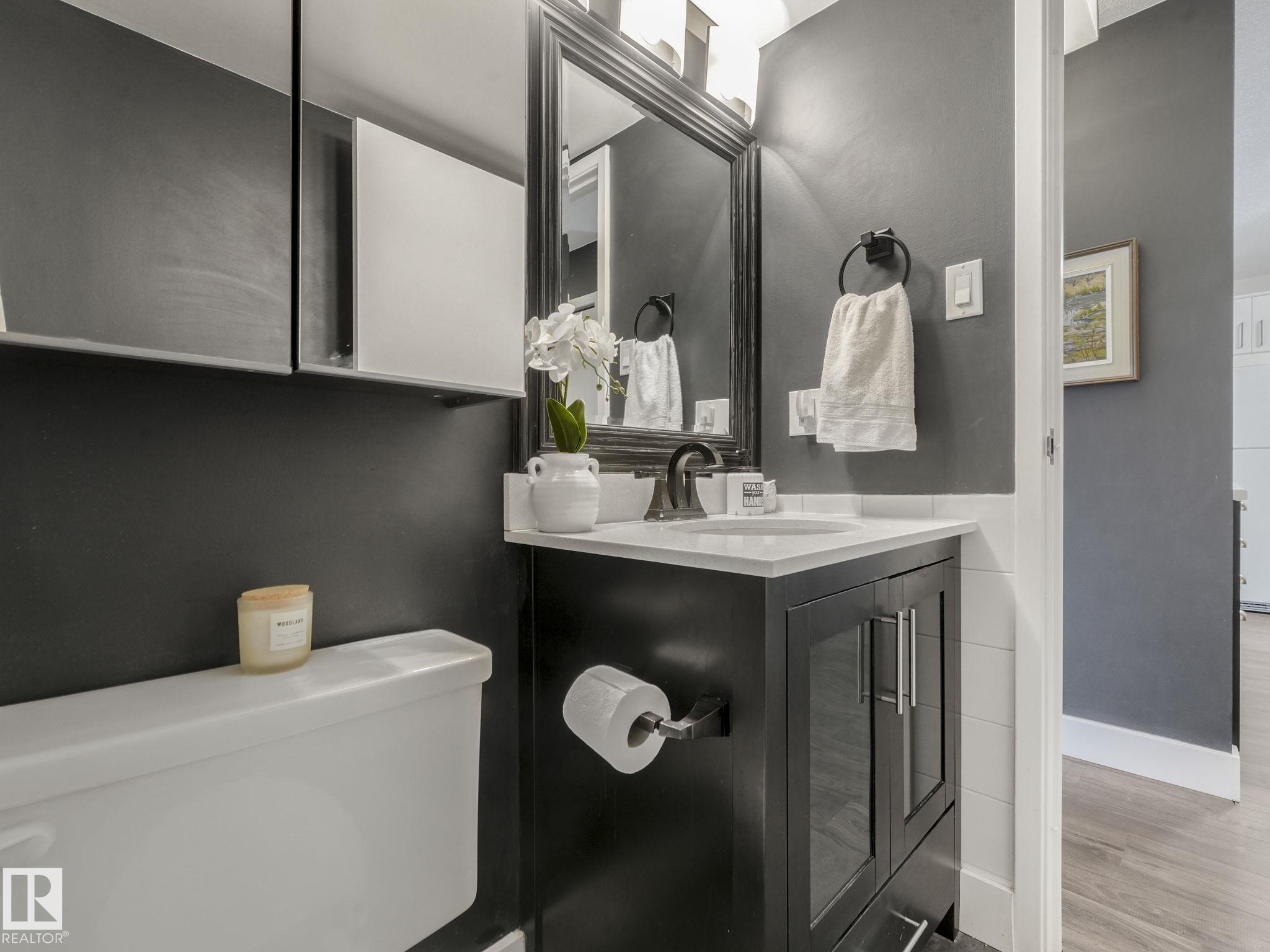 Photo 26 at 1001 - 9929 113 Street NW, Wîhkwêntôwin, Edmonton