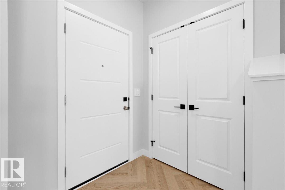 Photo 7 at 2632 62 Street SW, Mattson, Edmonton