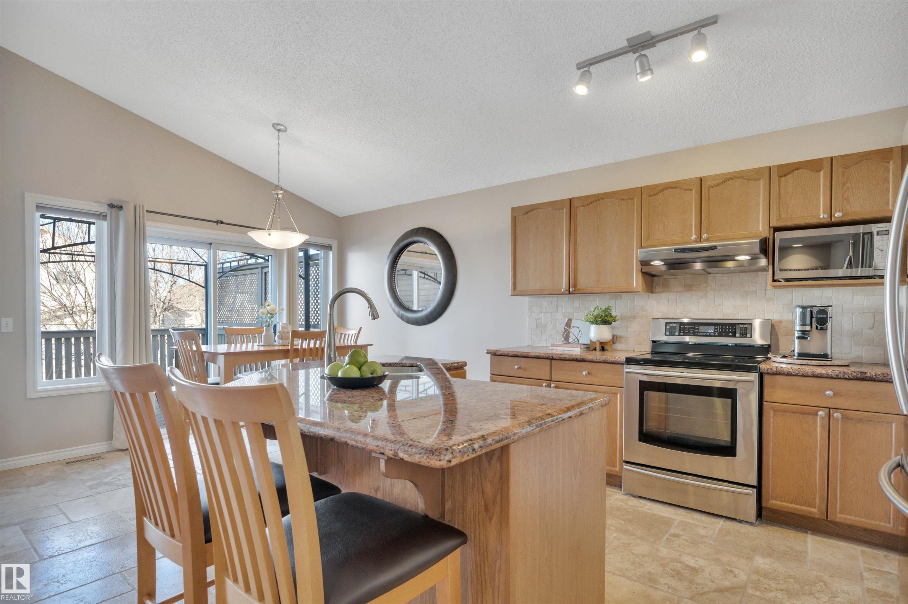 Photo 8 at 3110 42 Street, Caledonia, Leduc