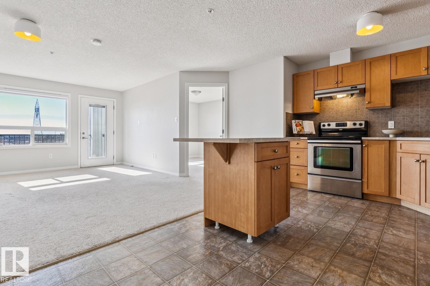 Photo 6 at 1320 - 9363 Simpson Drive NW, South Terwillegar, Edmonton