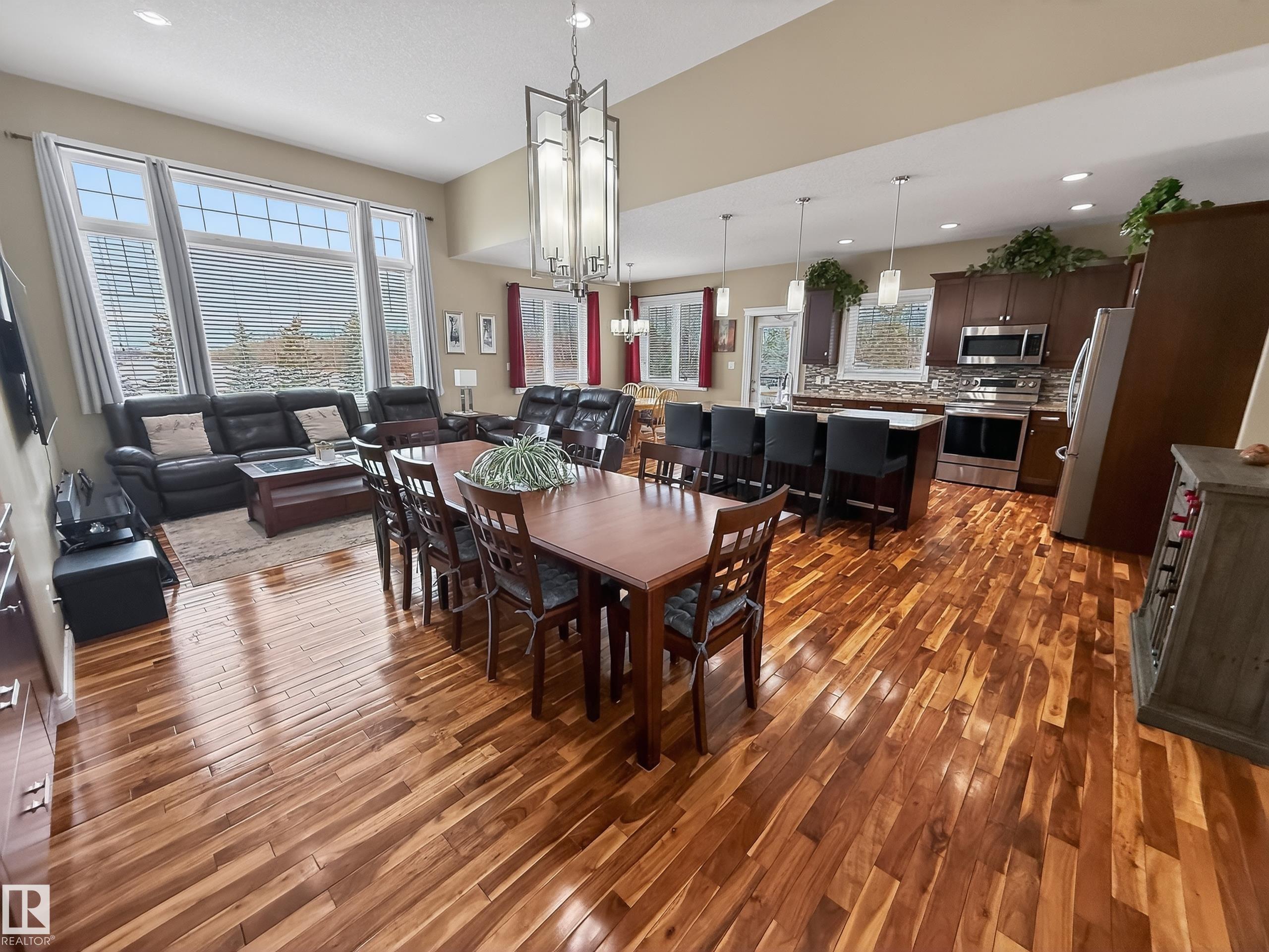 Photo 11 at 51016 Rge Road 270, None, Rural Parkland County