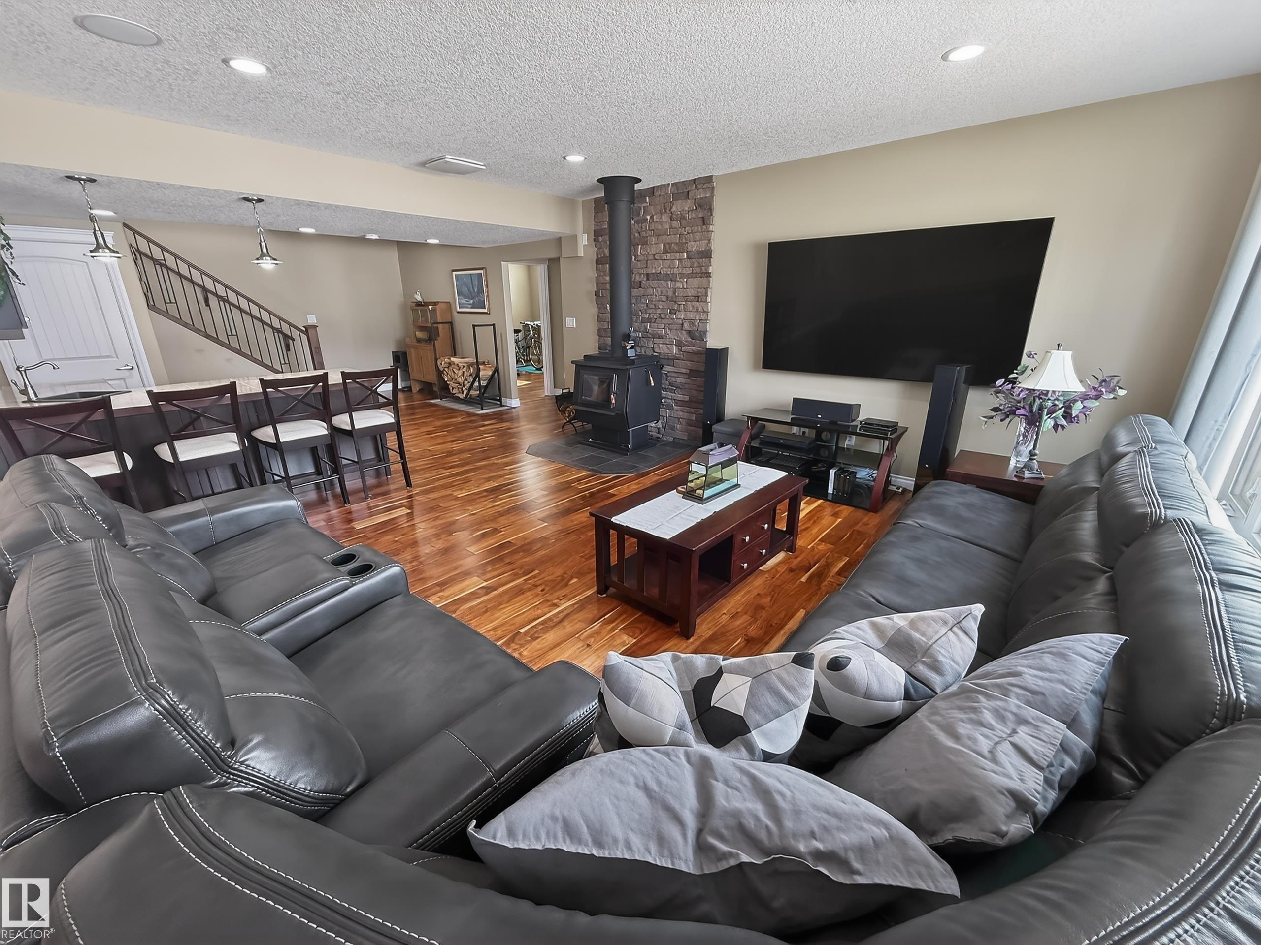 Photo 34 at 51016 Rge Road 270, None, Rural Parkland County