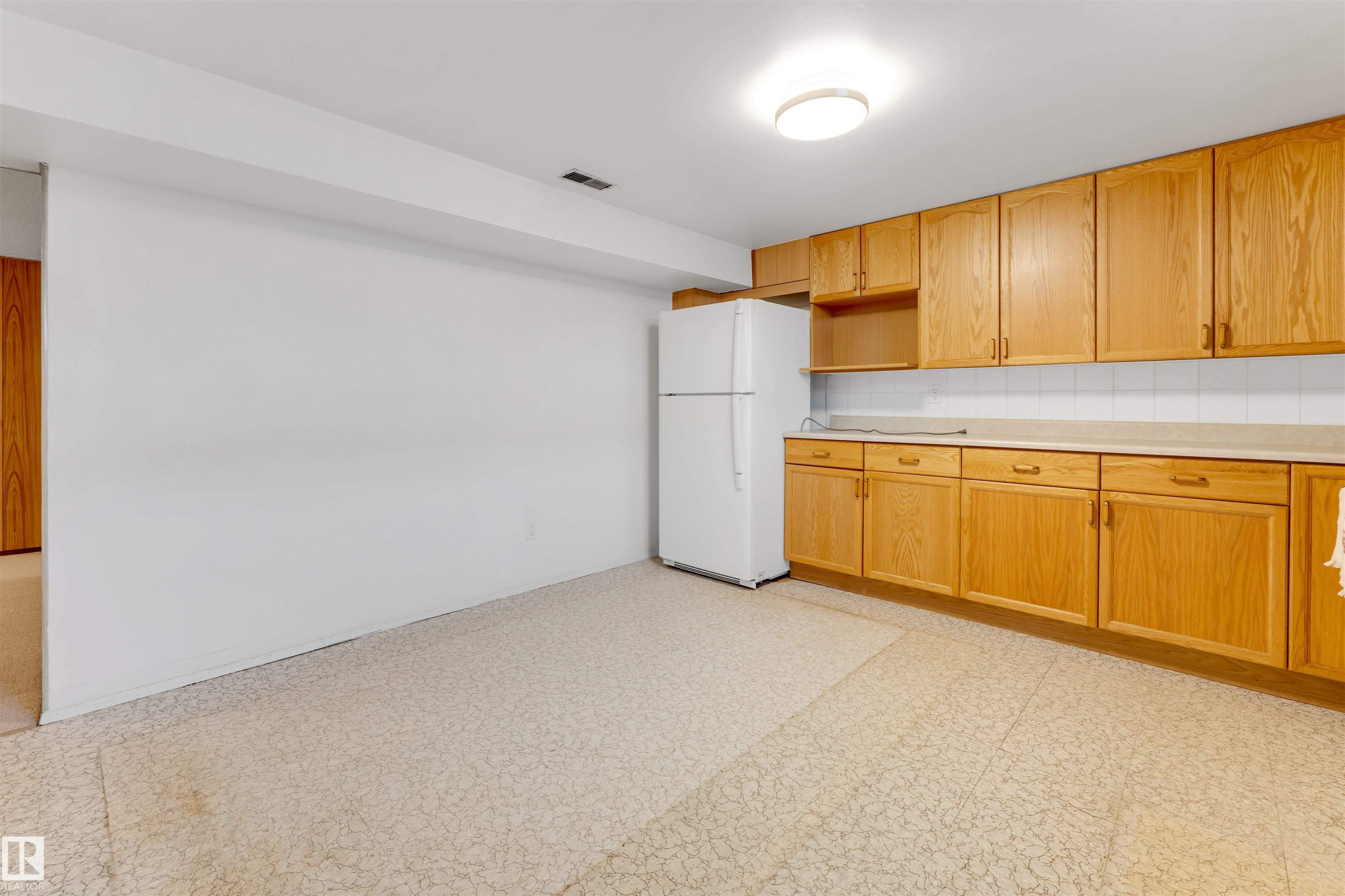 Photo 37 at 8716 137 Avenue NW, Northmount, Edmonton