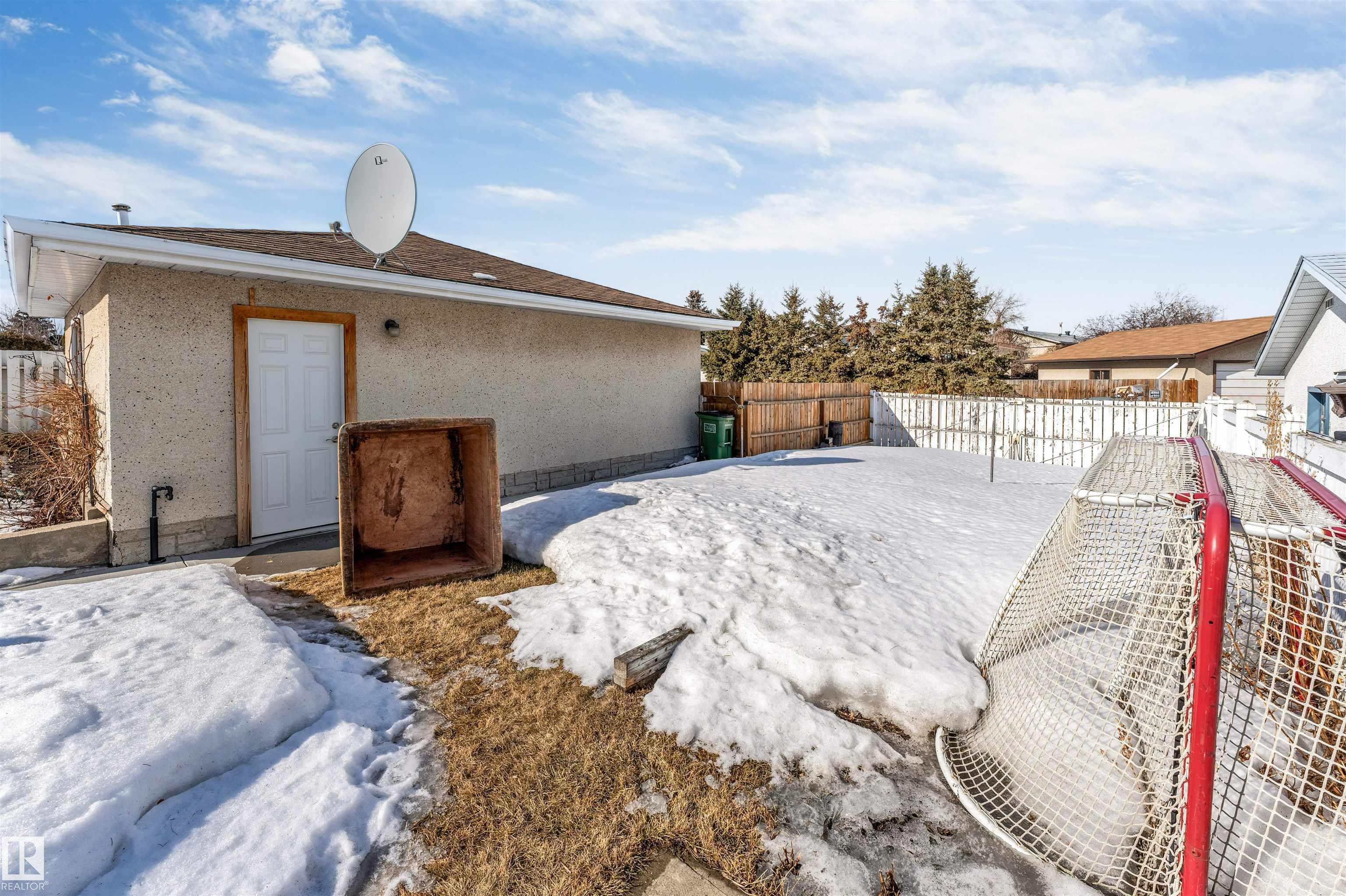 Photo 42 at 8716 137 Avenue NW, Northmount, Edmonton