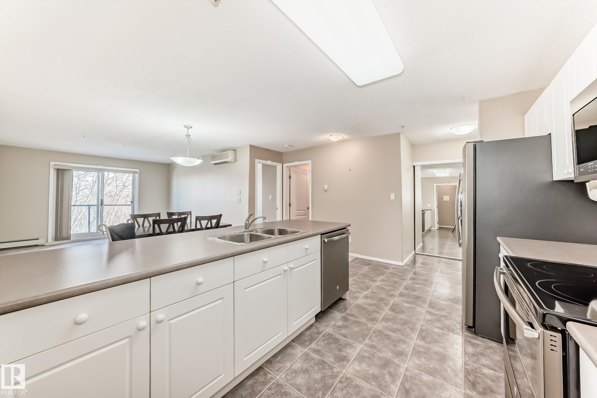 Photo 11 at 218 - 592 Hooke Road NW, Canon Ridge, Edmonton