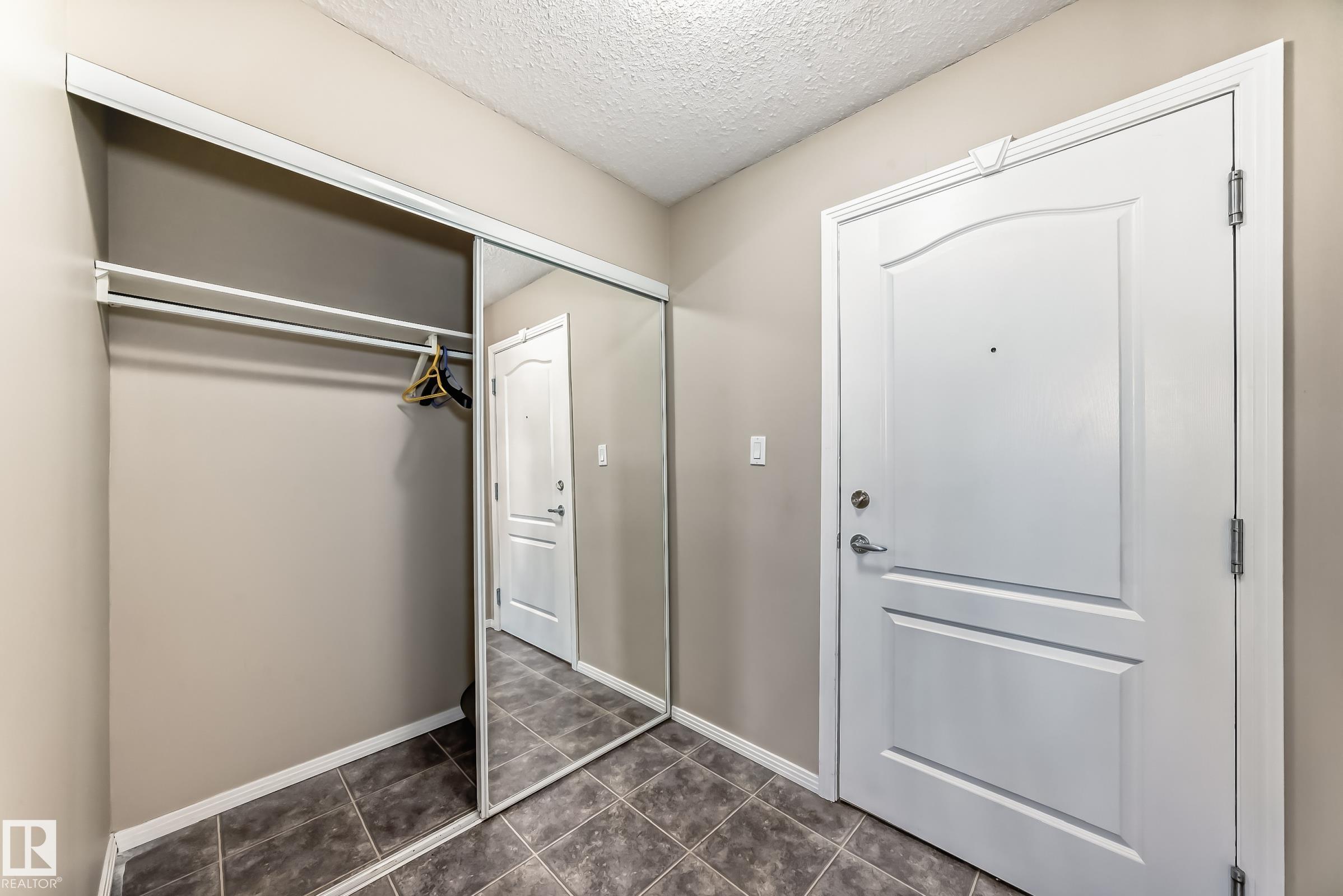 218 - 592 Hooke Road NW, Canon Ridge, Edmonton