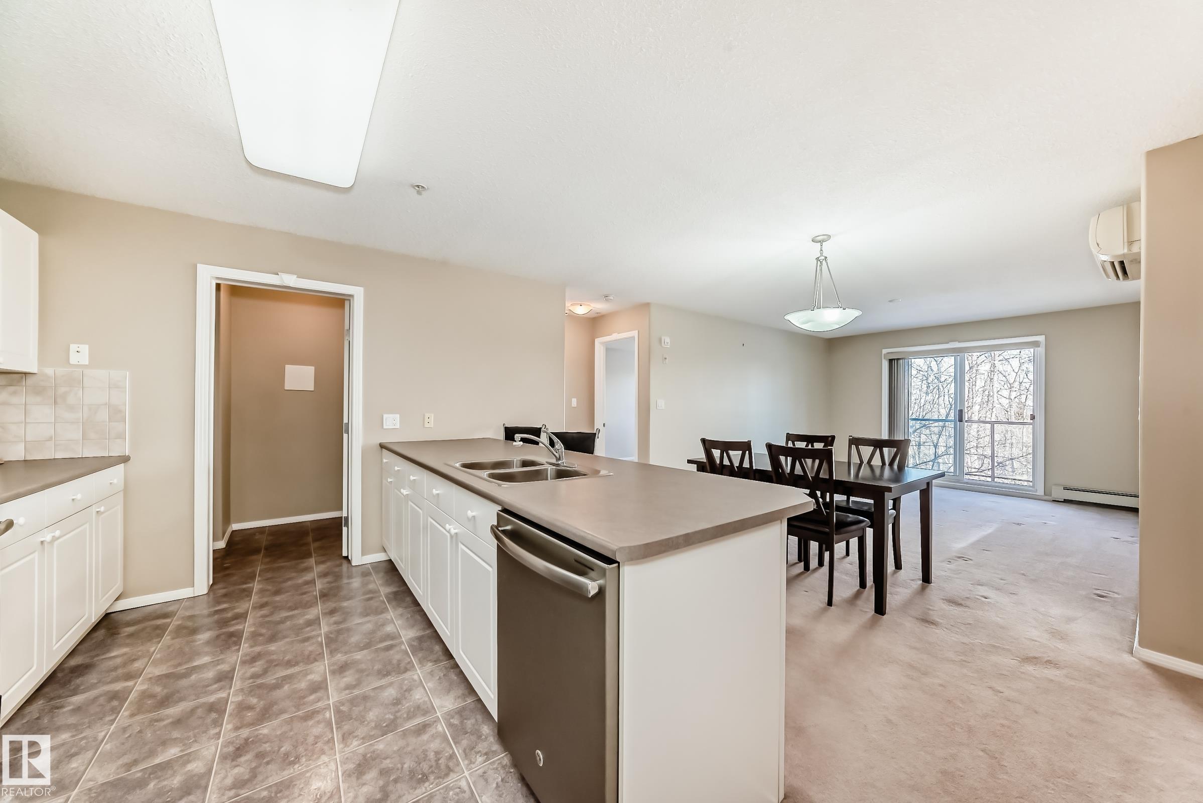 Photo 10 at 218 - 592 Hooke Road NW, Canon Ridge, Edmonton