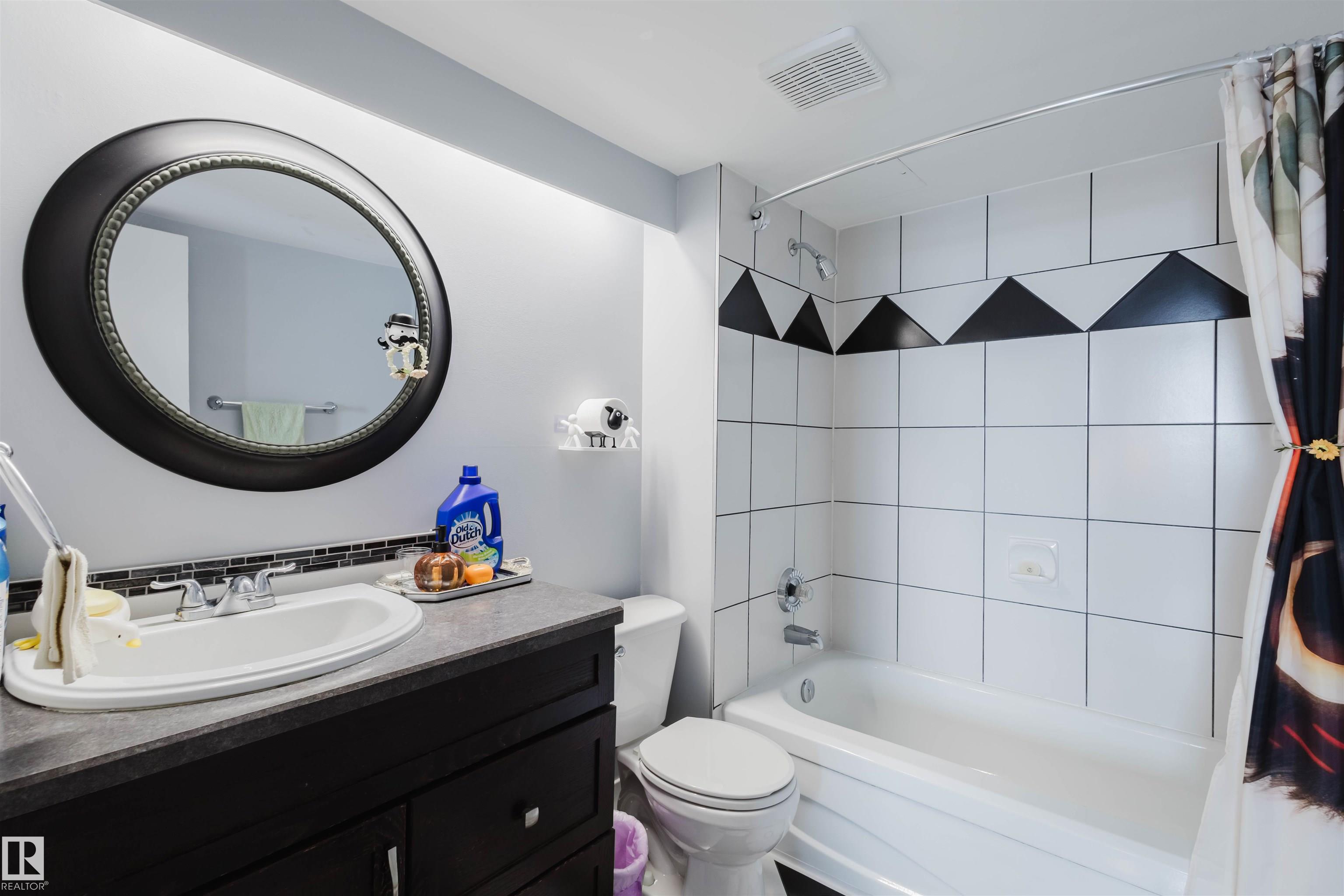 Photo 35 at 1803 - 10149 Saskatchewan Drive NW, Strathcona, Edmonton