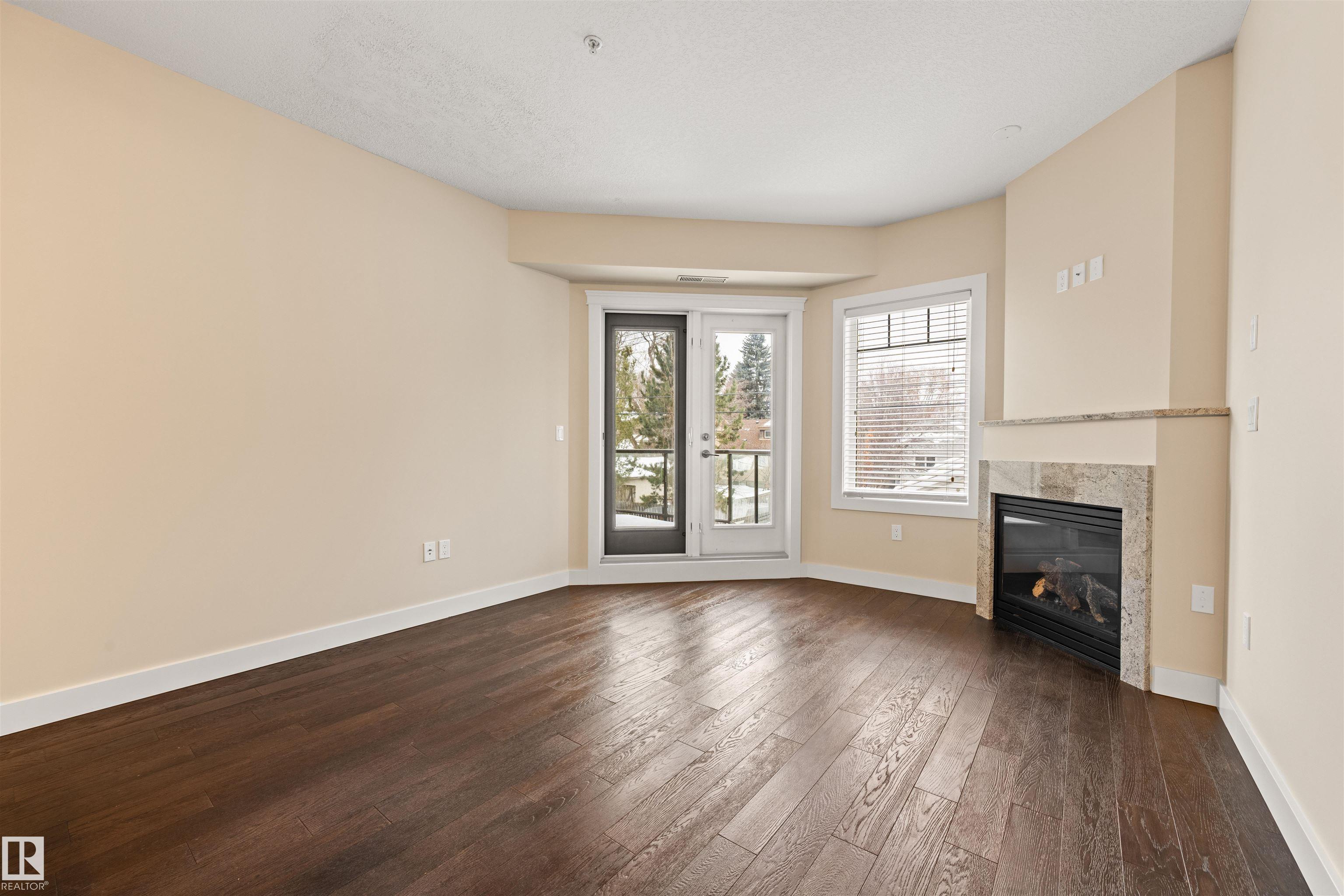 Photo 14 at 29 - 11518 76 Avenue NW, Belgravia, Edmonton